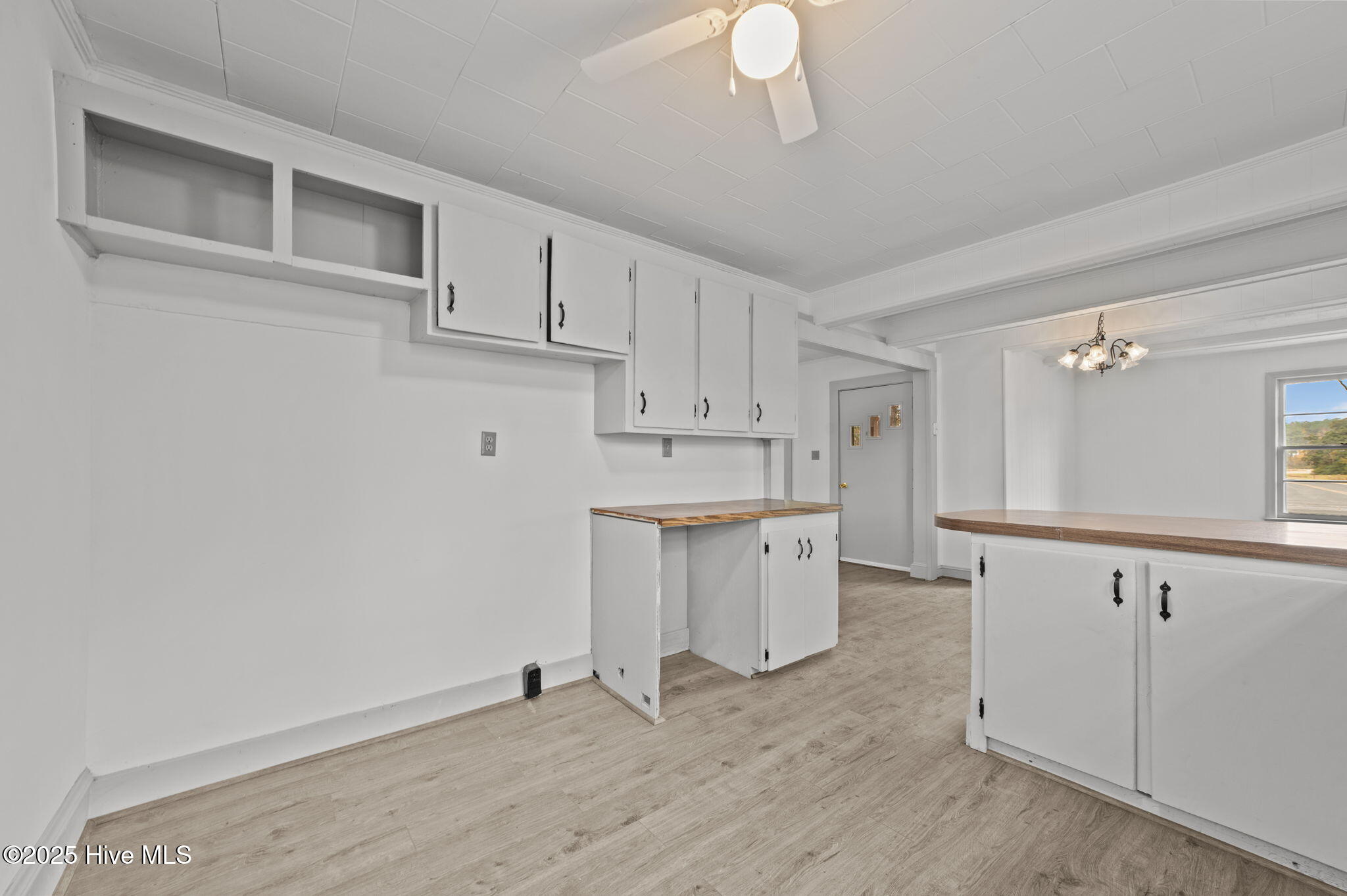 30-web-or-mls-LHV_4250