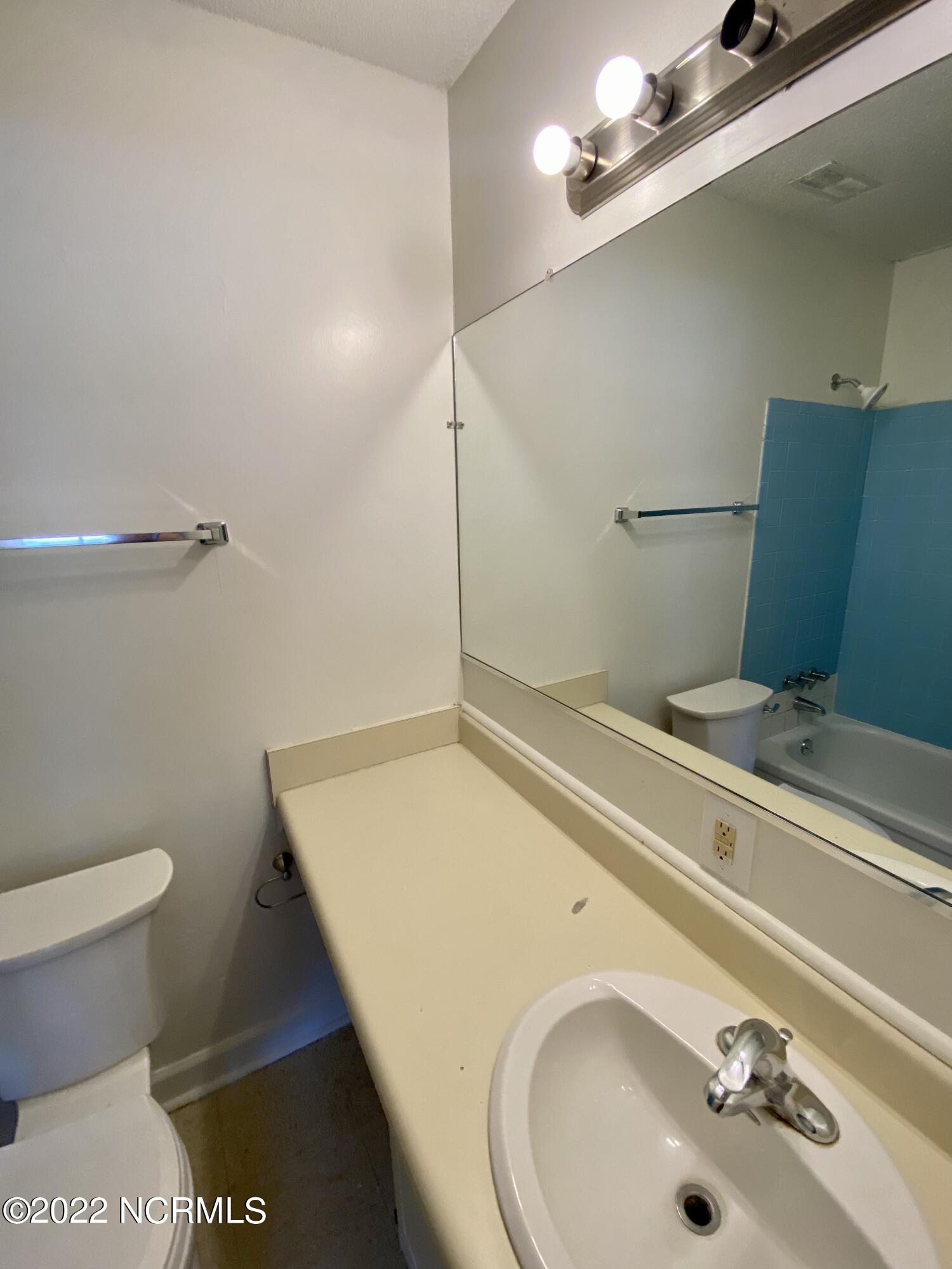 100552910 | Photo 13