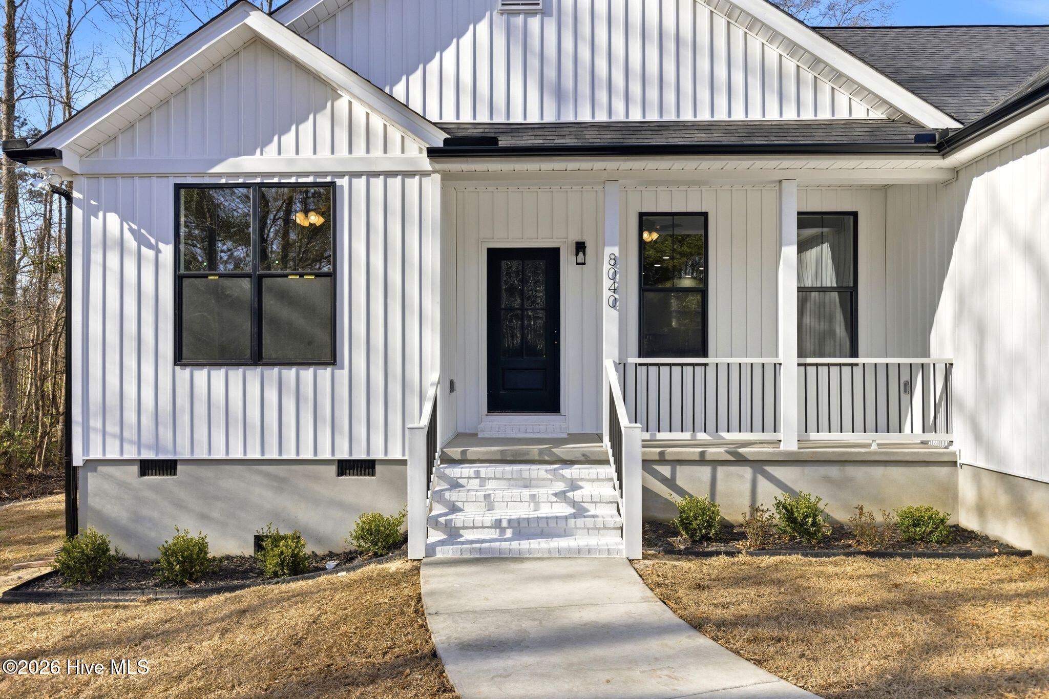 100559286 | Photo 45