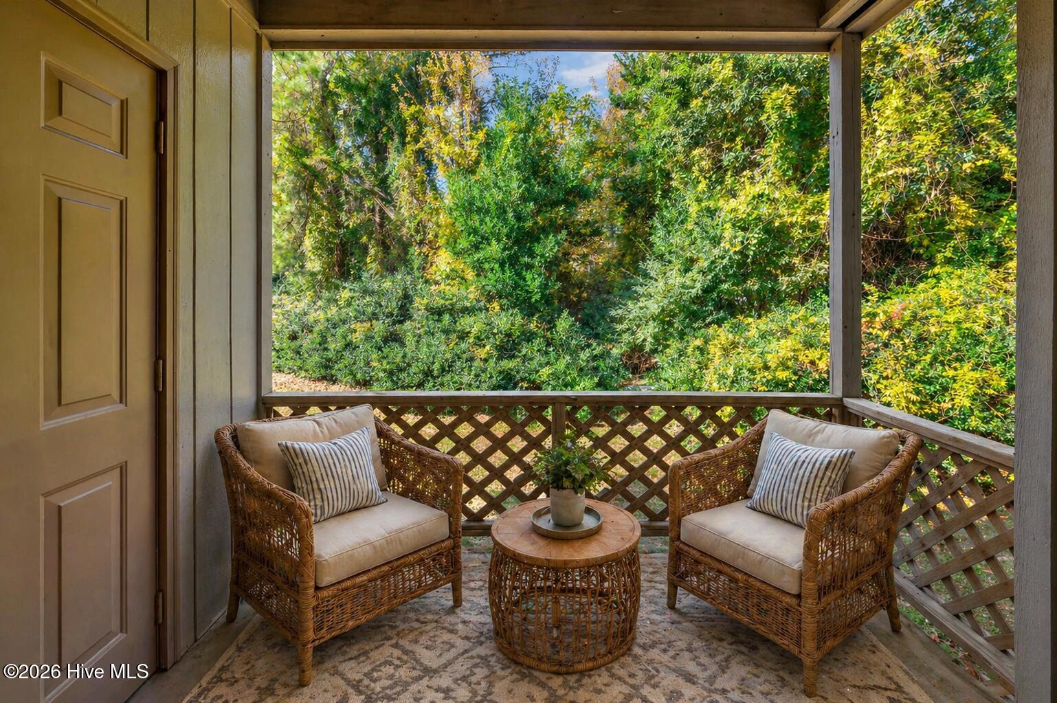 100542371 | Photo 13