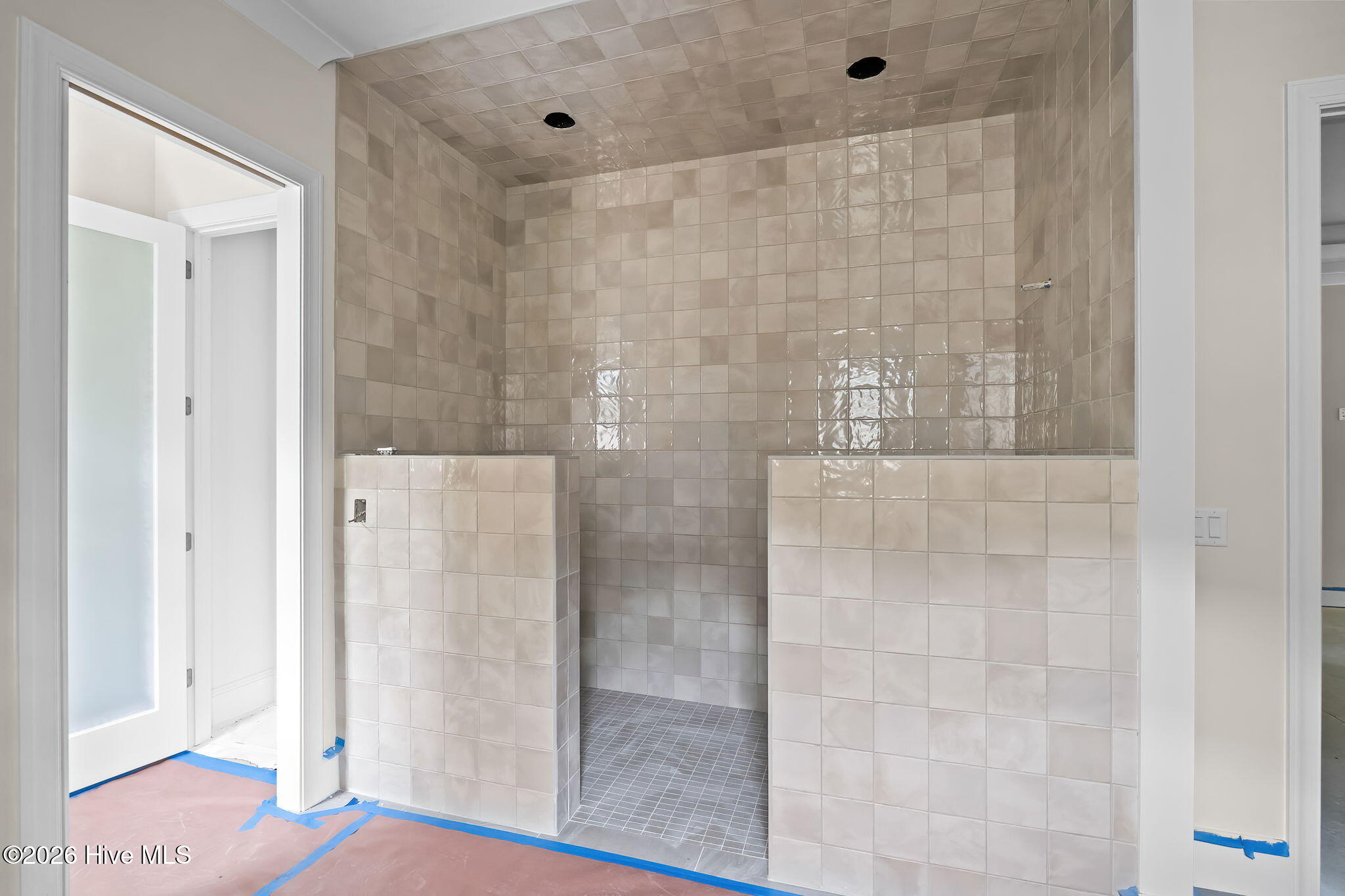 100553450 | Photo 23