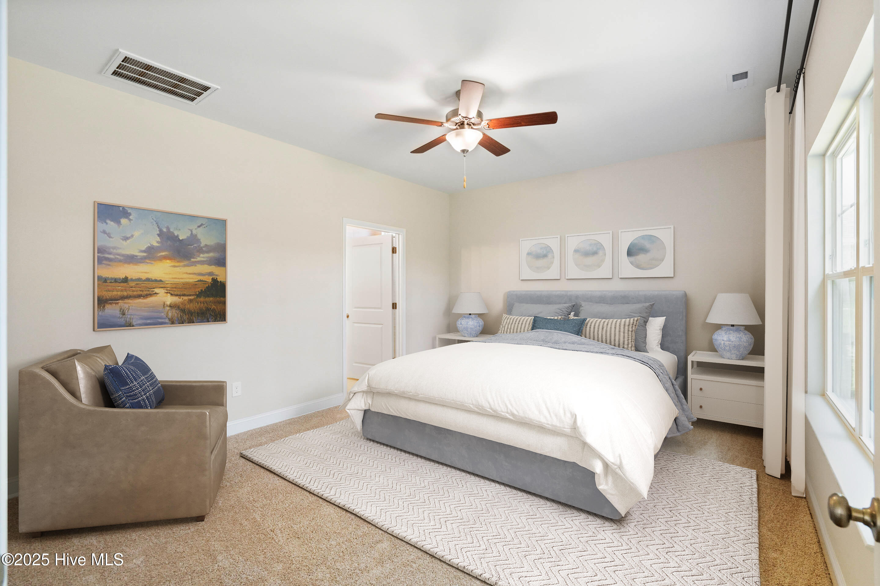 100543354 | Photo 13