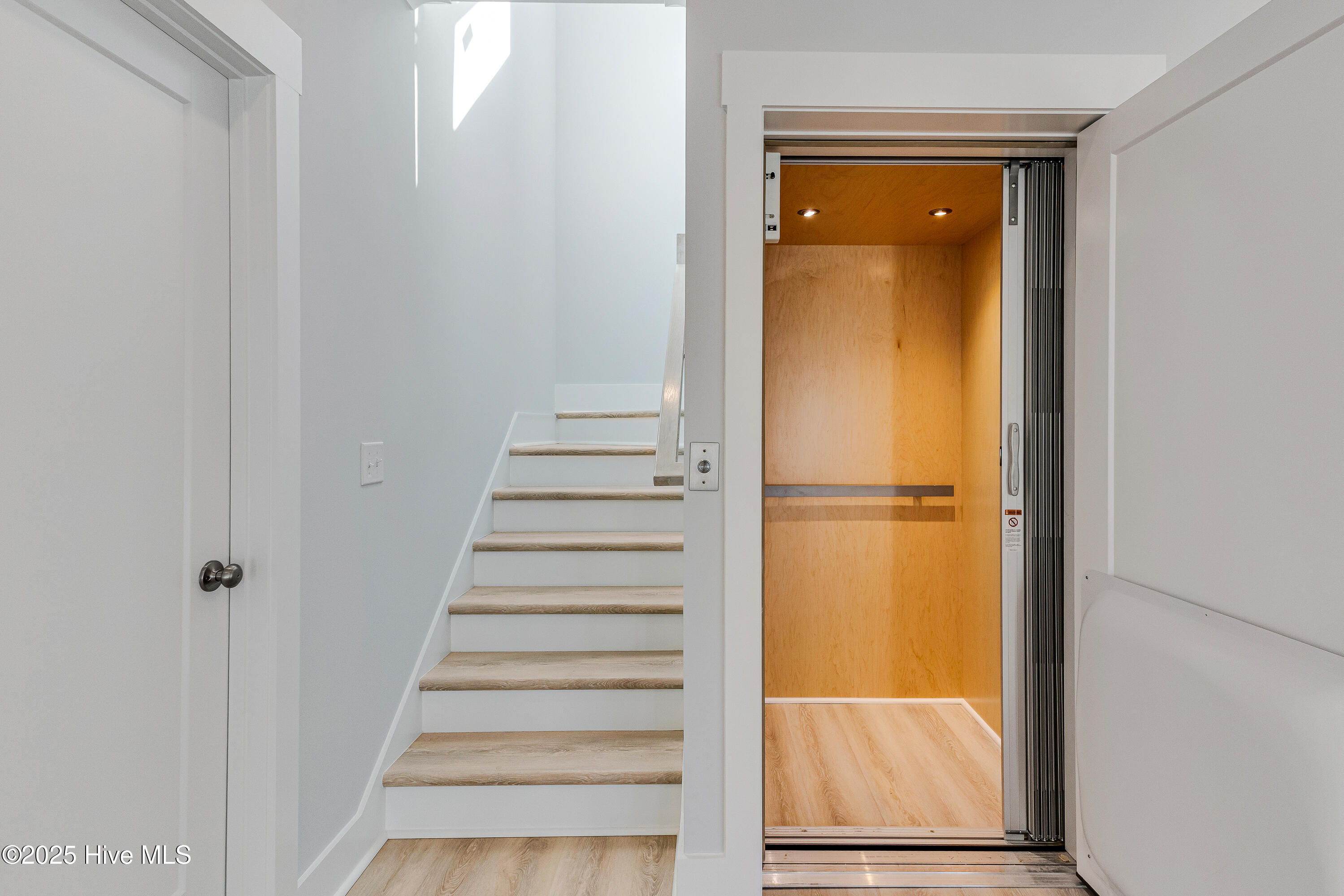 100535613 | Photo 20