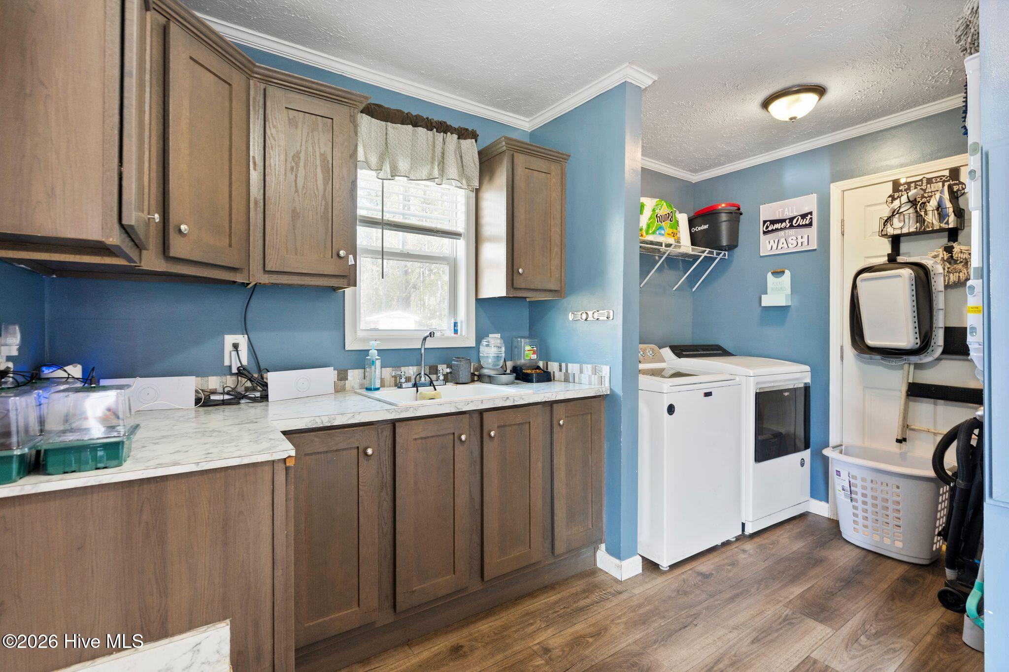 100559666 | Photo 42