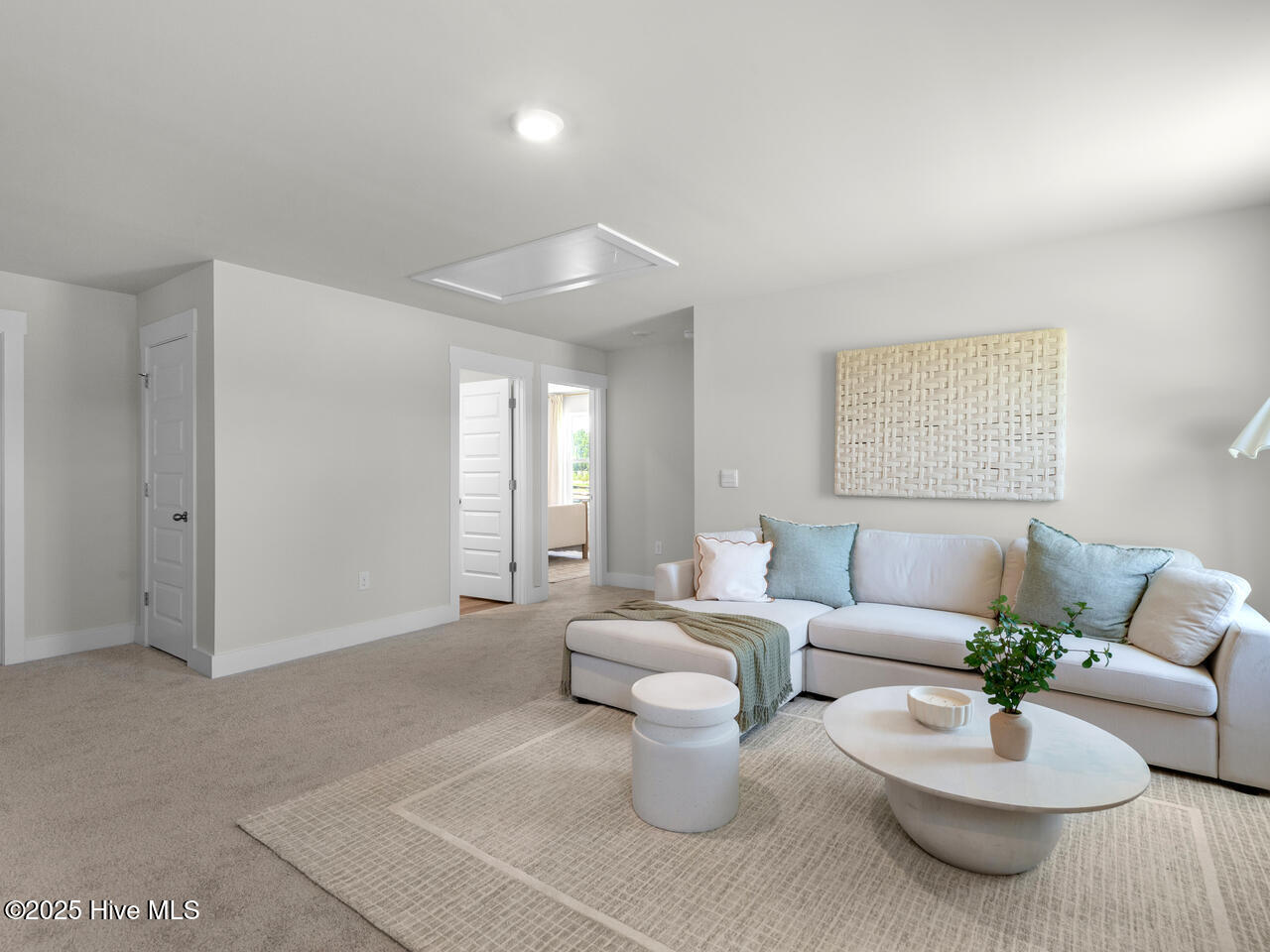 100536915 | Photo 23