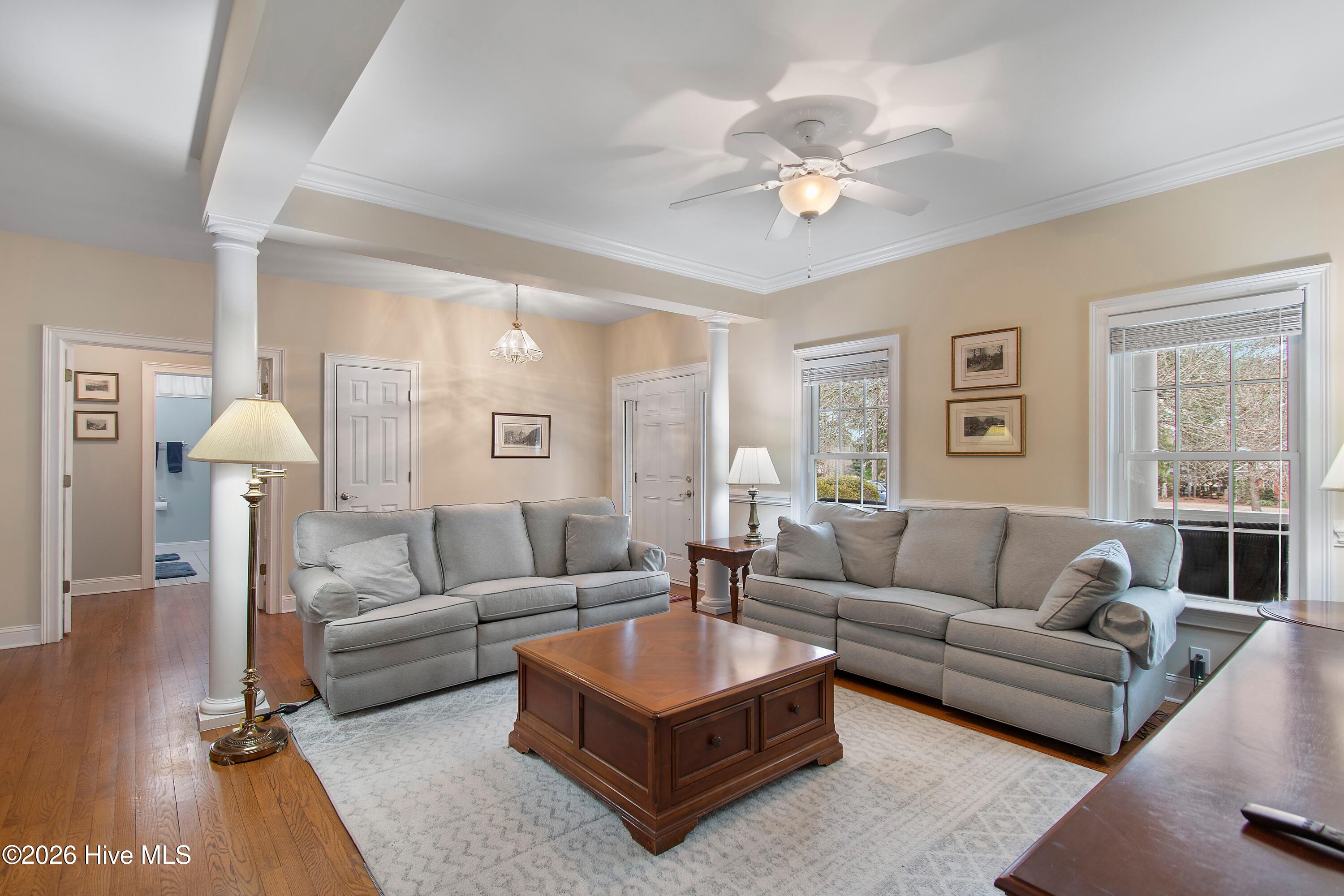 100557471 | Photo 16