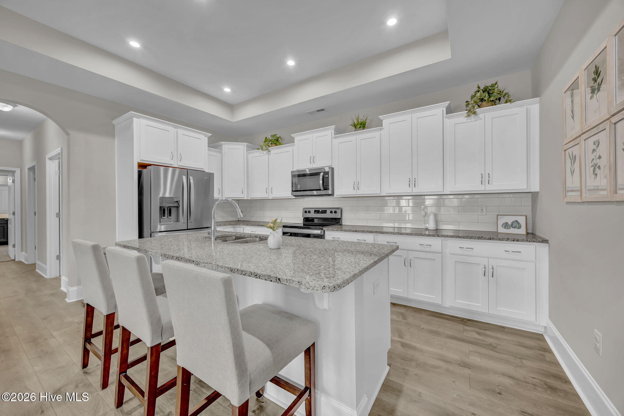 100564994 | Photo 10