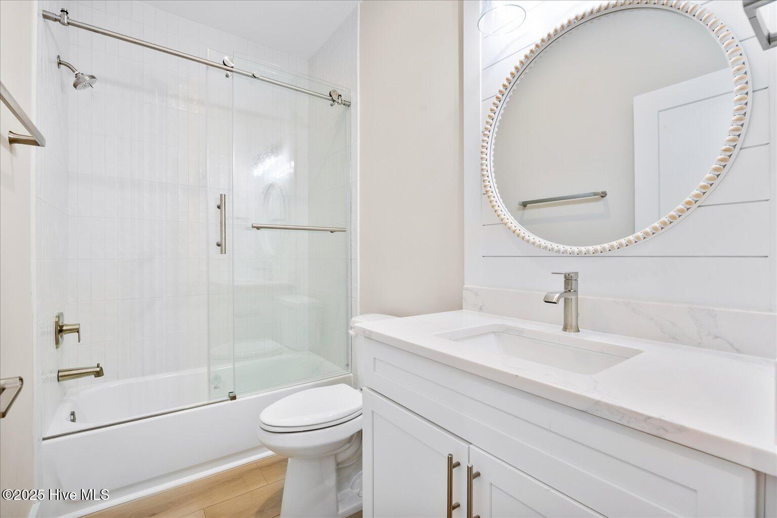 100522420 | Photo 10