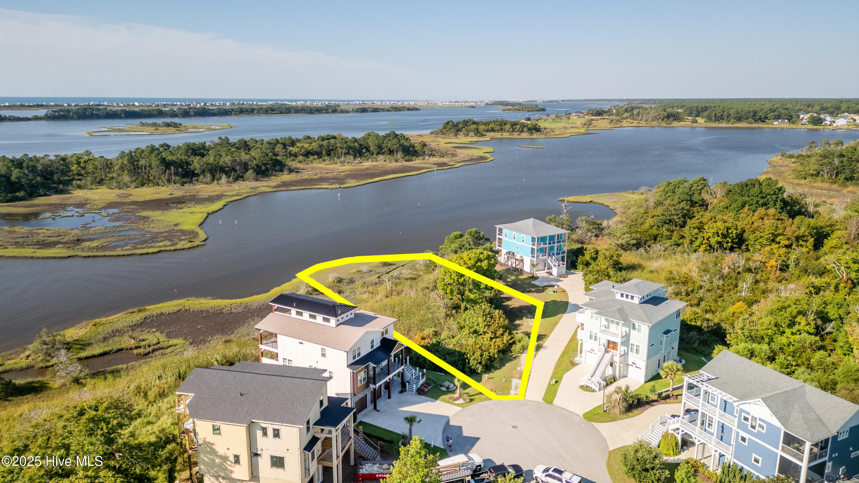 Property at 614 Seafarers Court