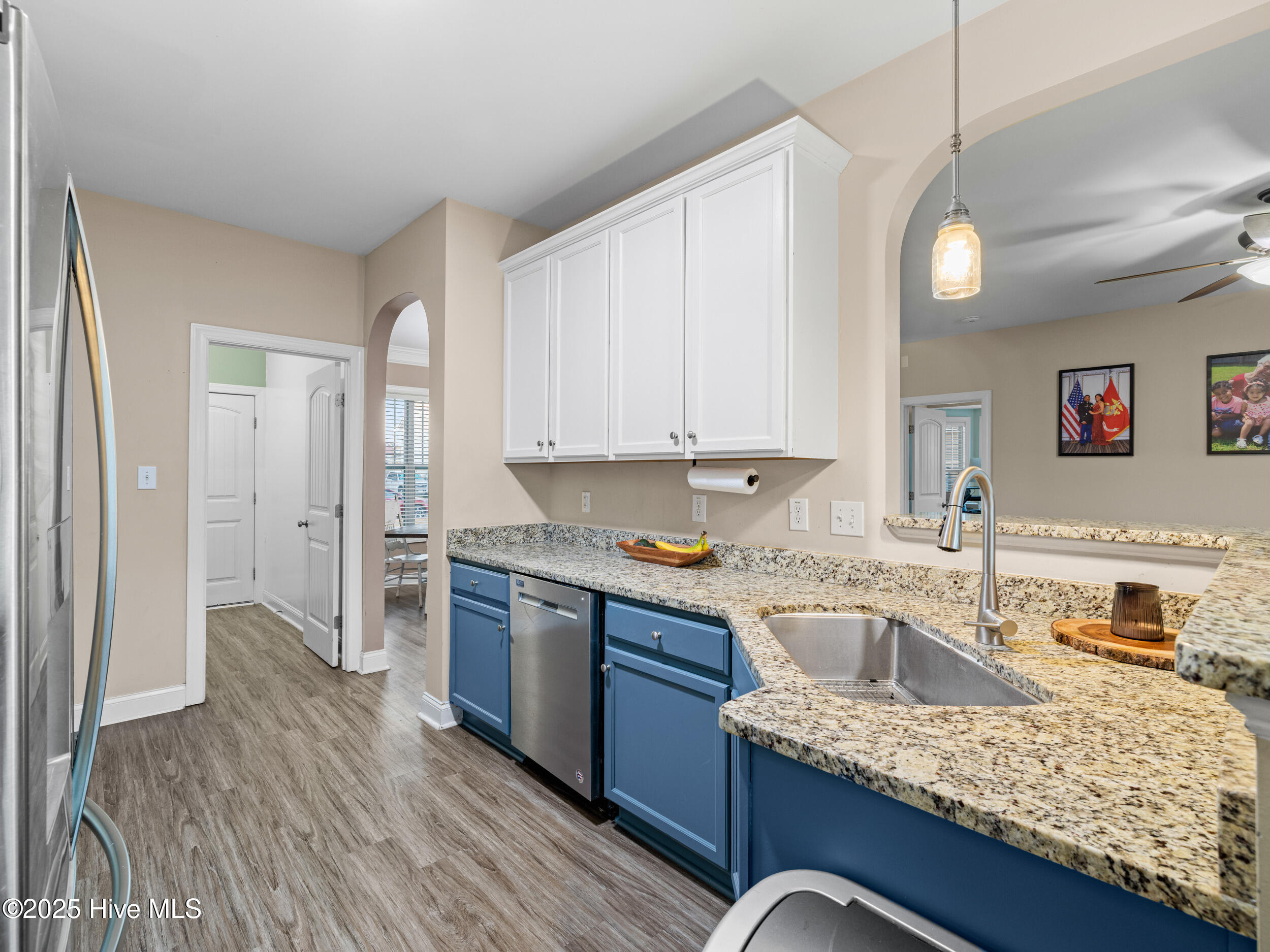 100543750 | Photo 14