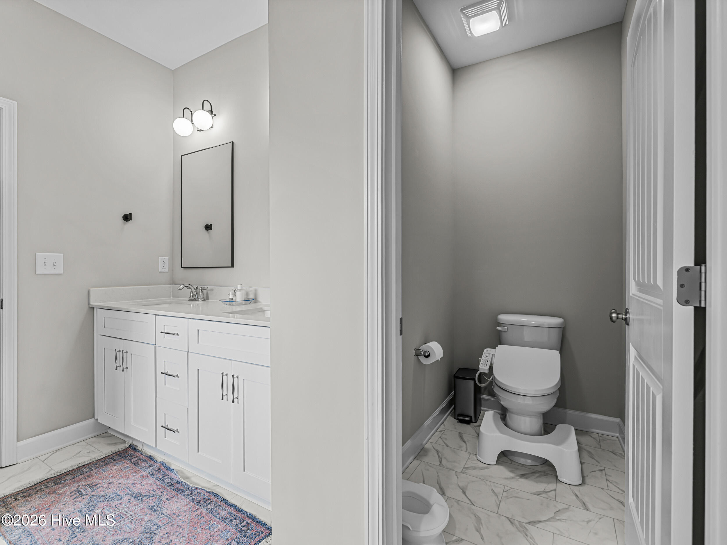 100558096 | Photo 38