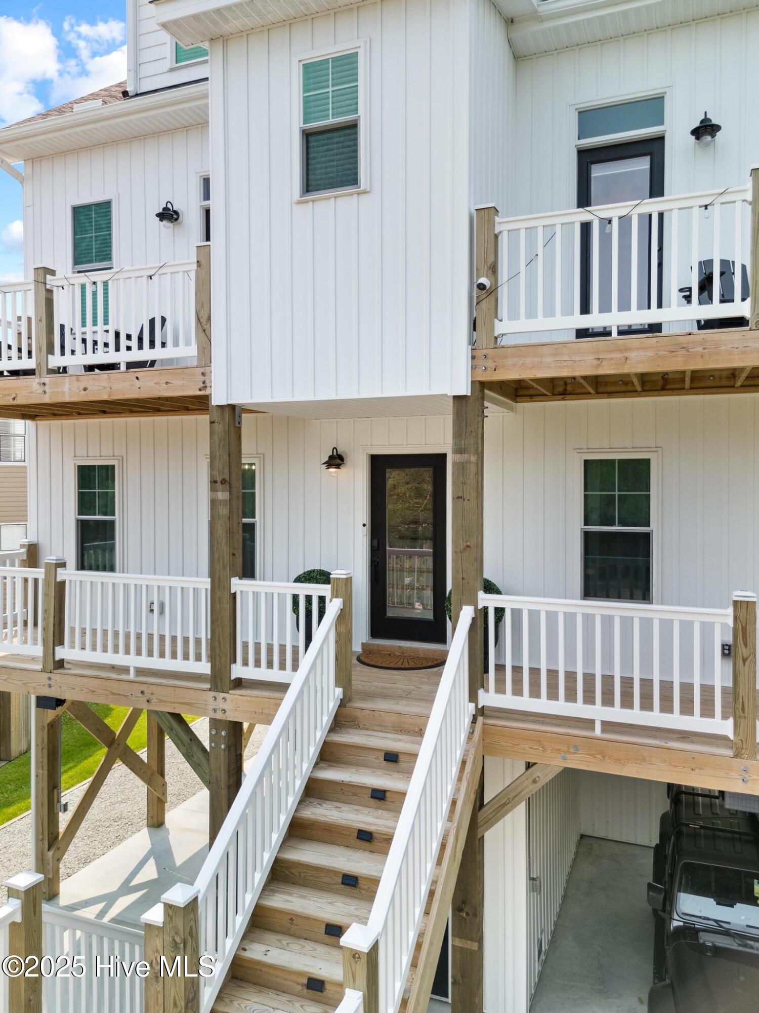 100511238 | Photo 54