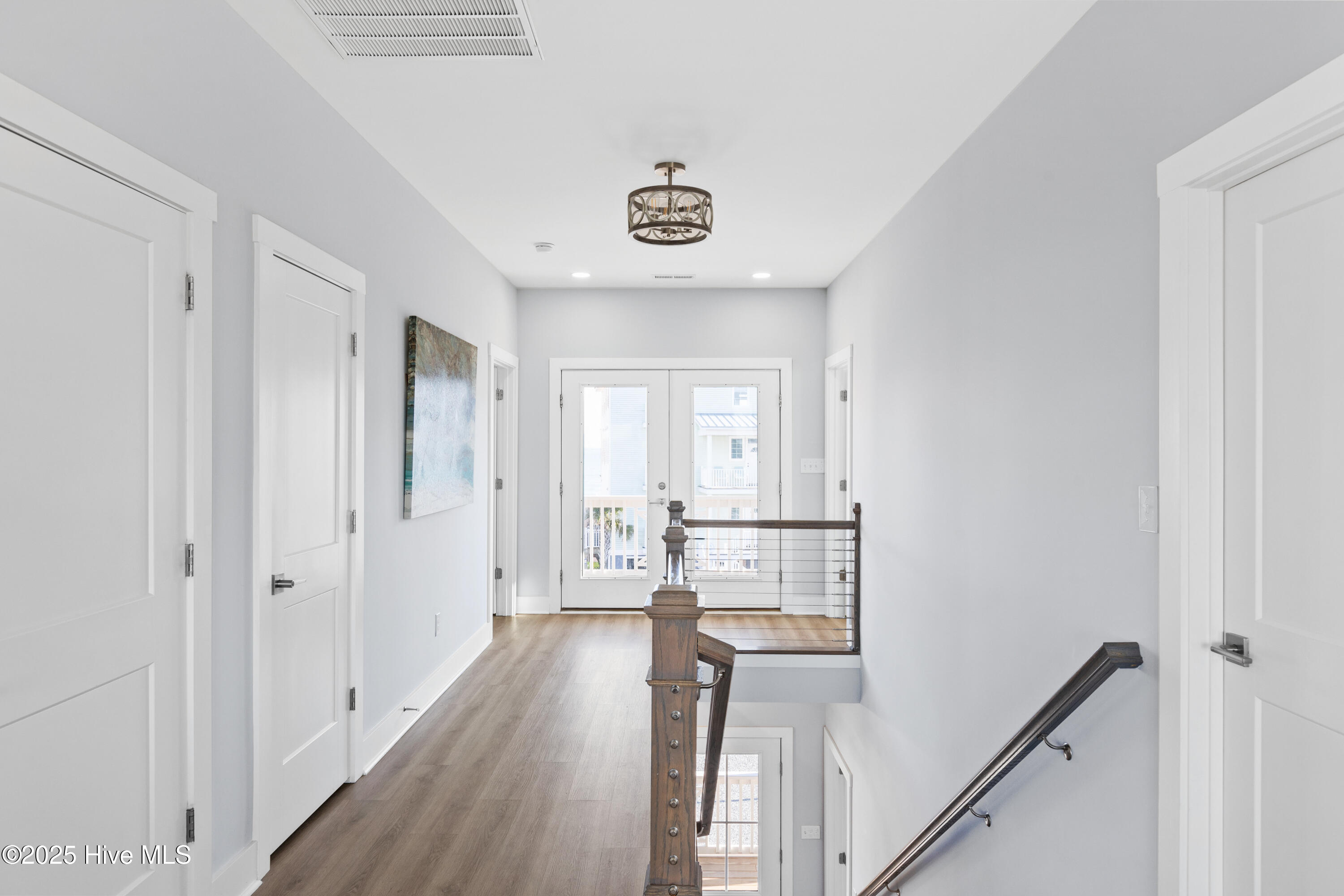 21 Porpoise Place, North Topsail Beach, NC 28460 – photo 18: 018_21_porpoise_place-18_164