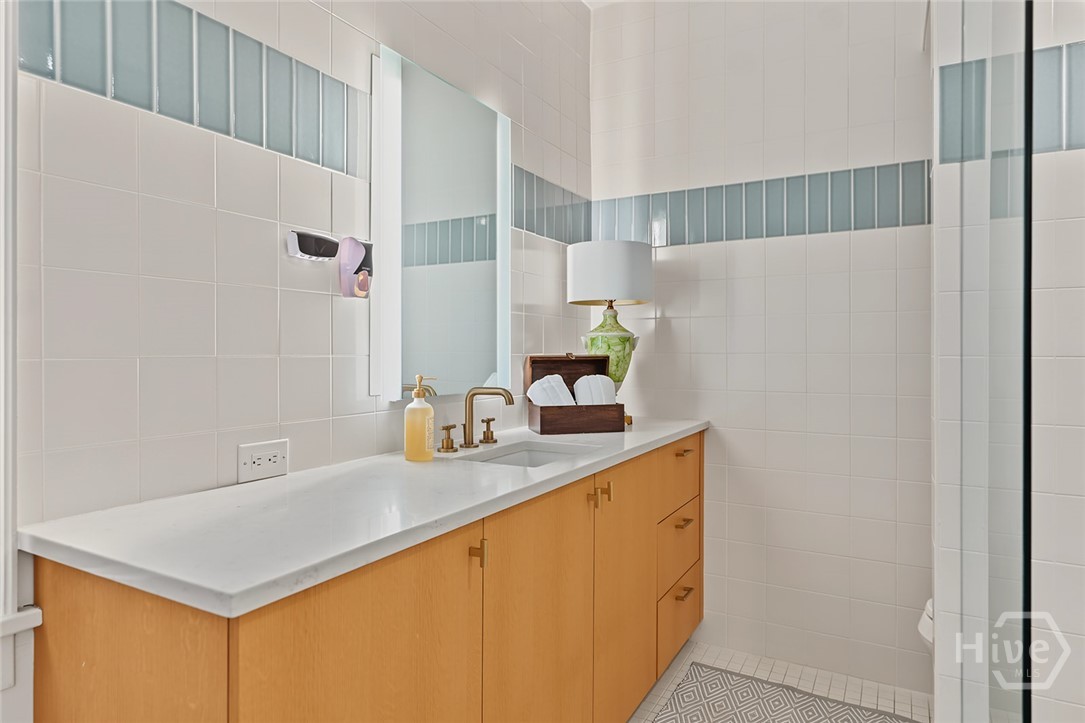 En suite 4