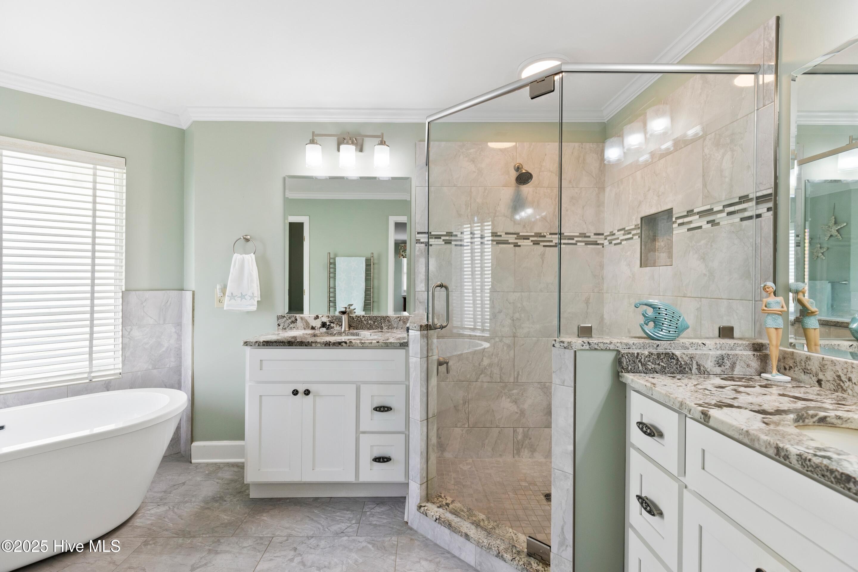 100539934 | Photo 27