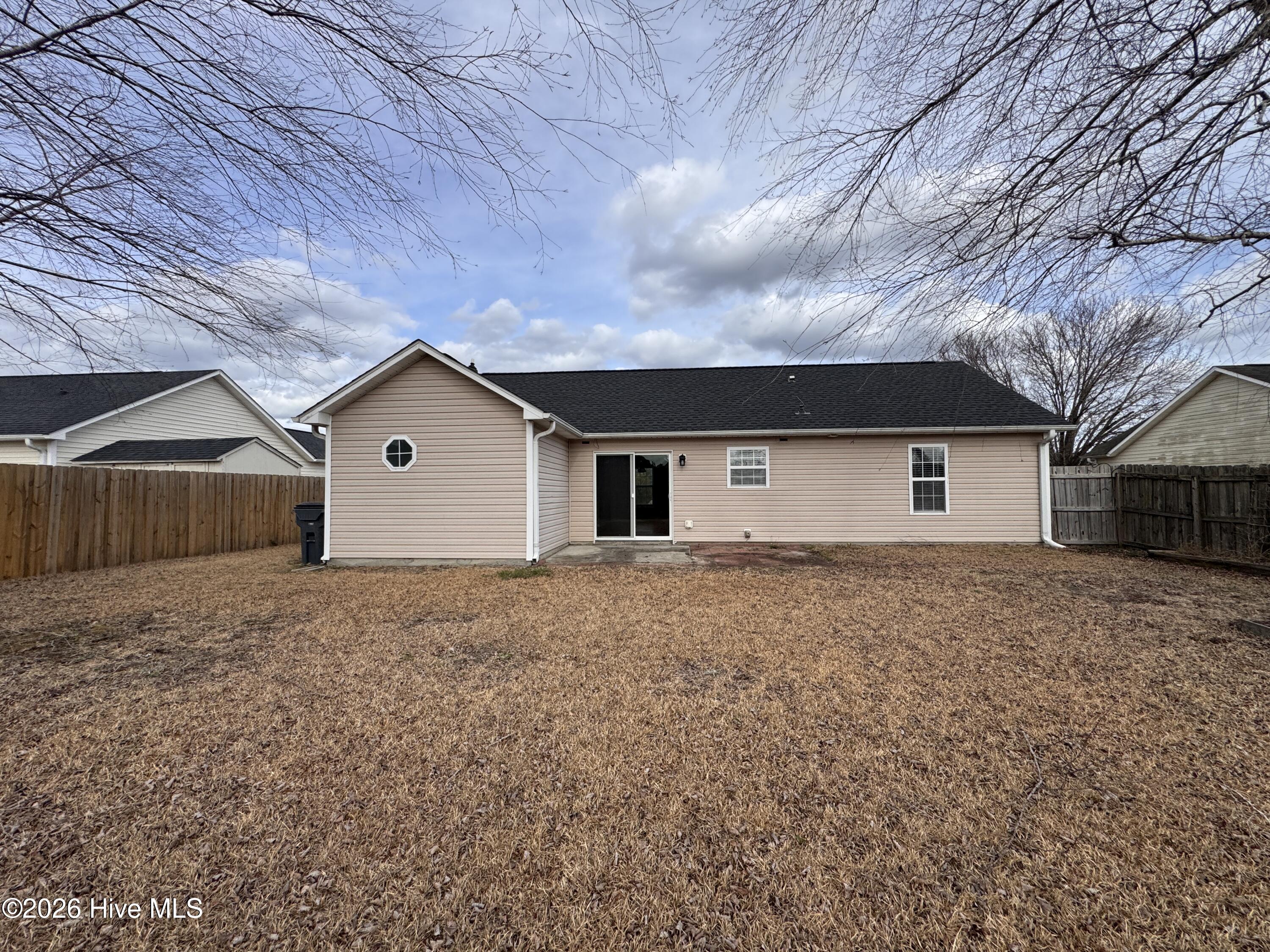 100556334 | Photo 19