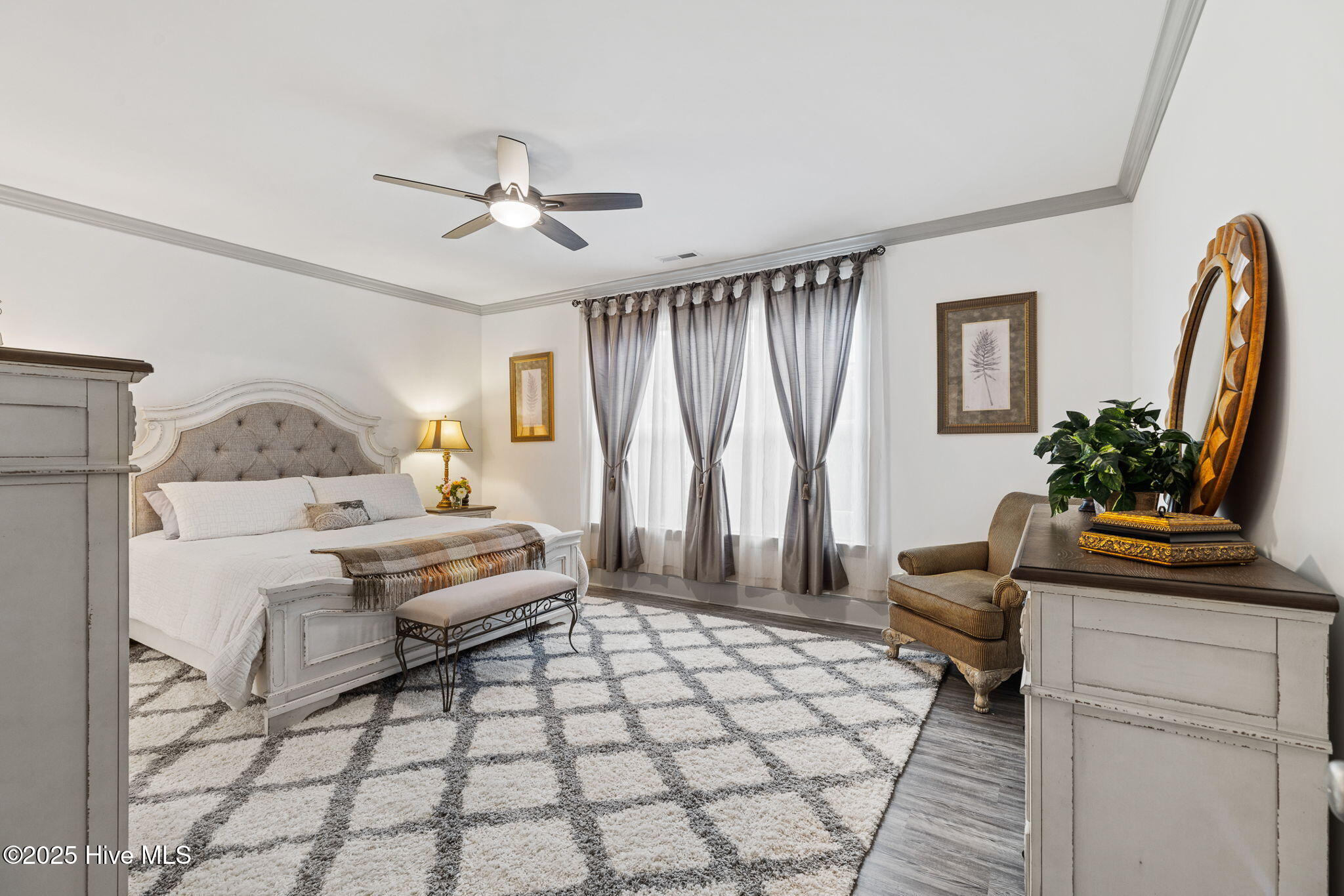 100541268 | Photo 27