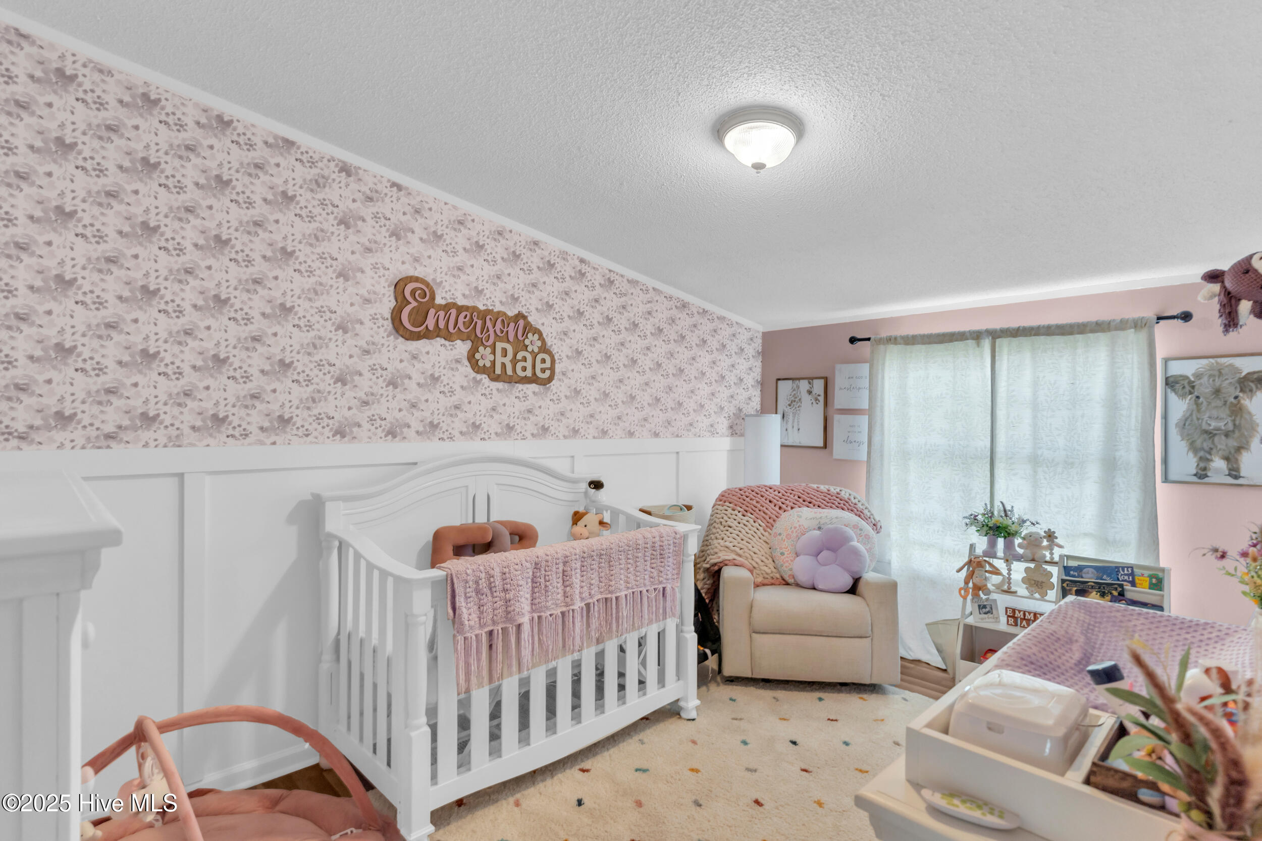 100543887 | Photo 22