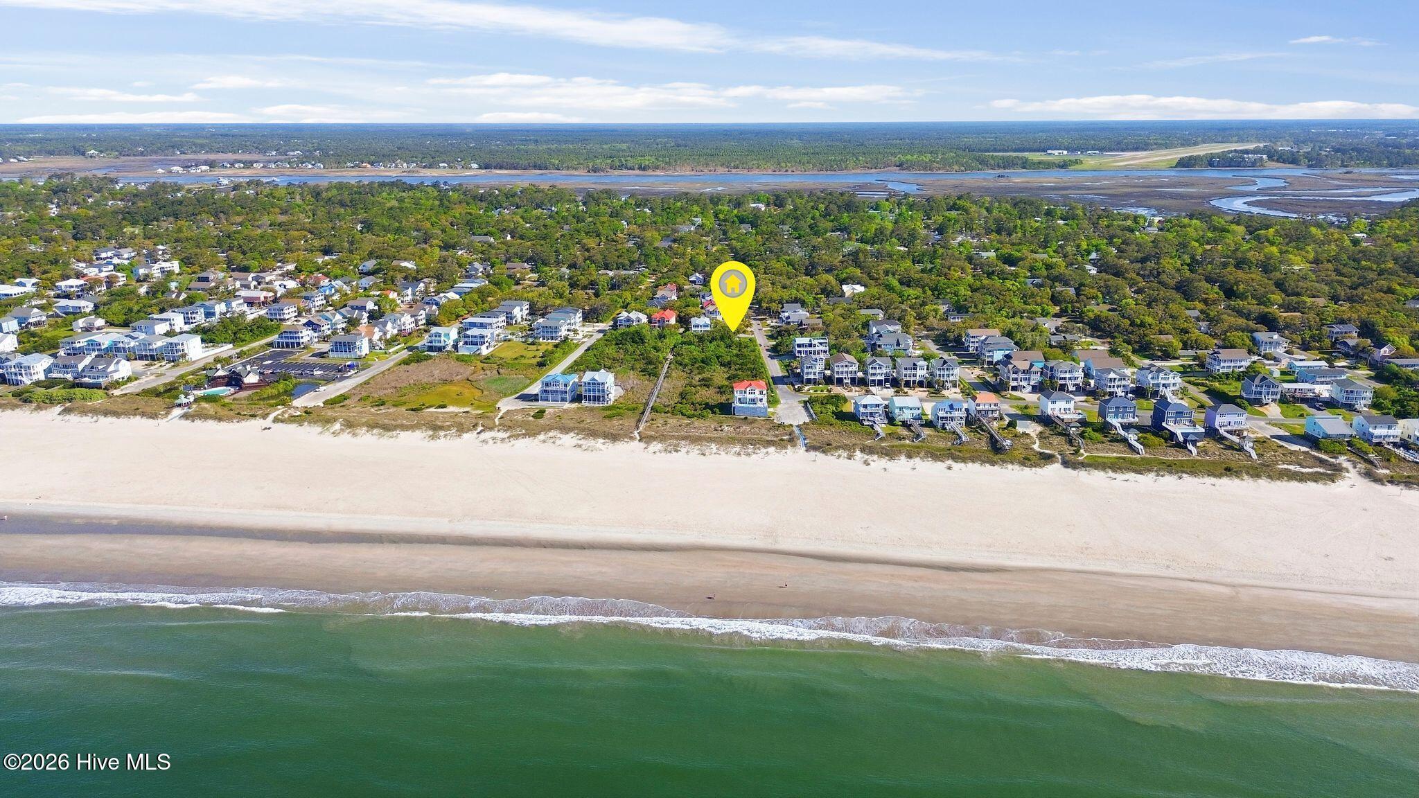 100565841 | Photo 25