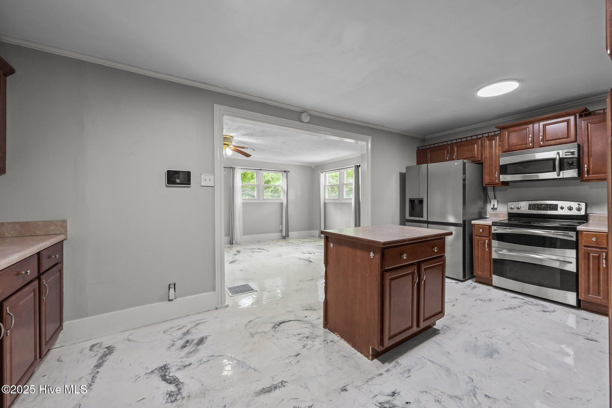 100524526 | Photo 18