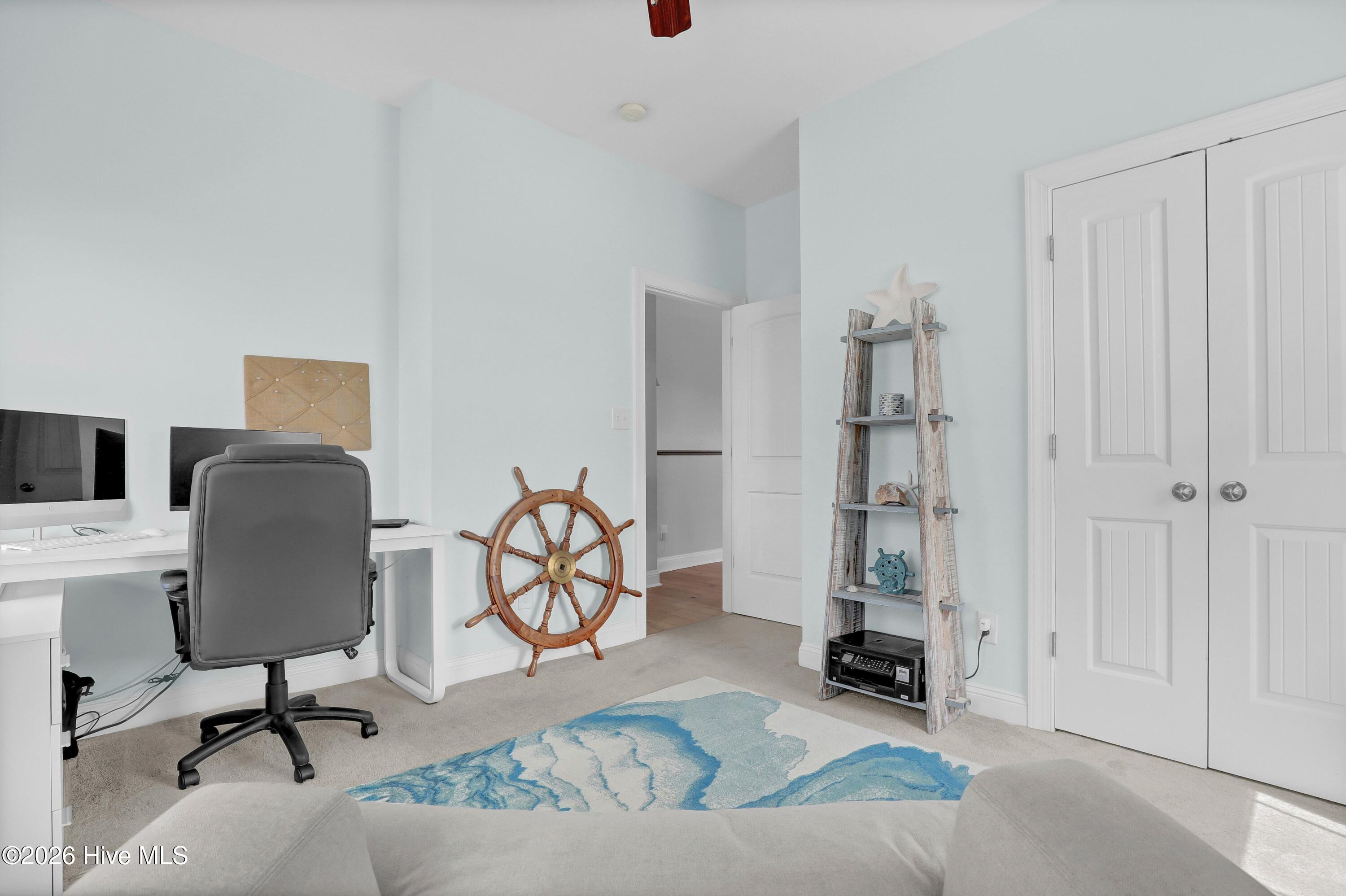 100564246 | Photo 15