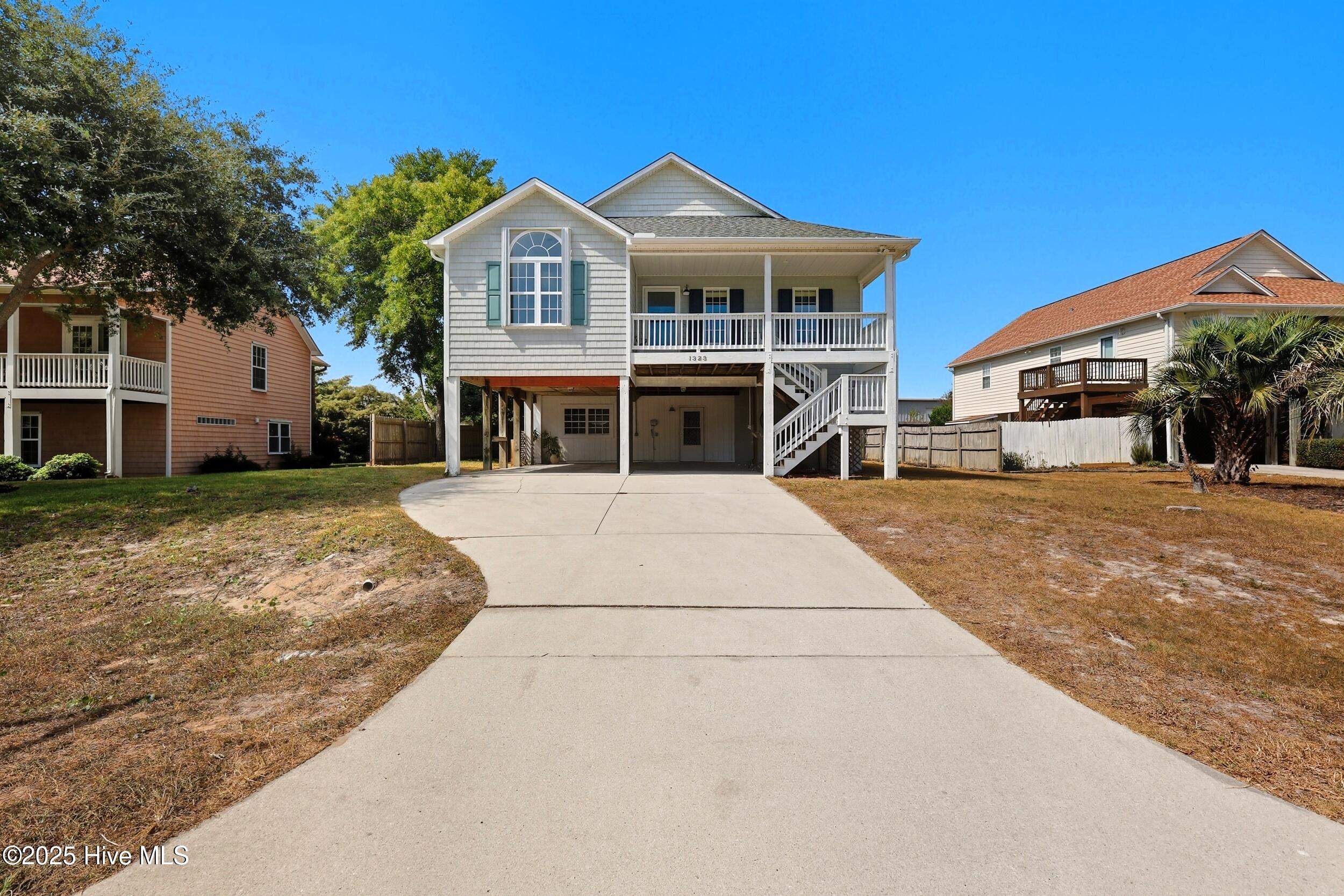 100533077 | Photo 25