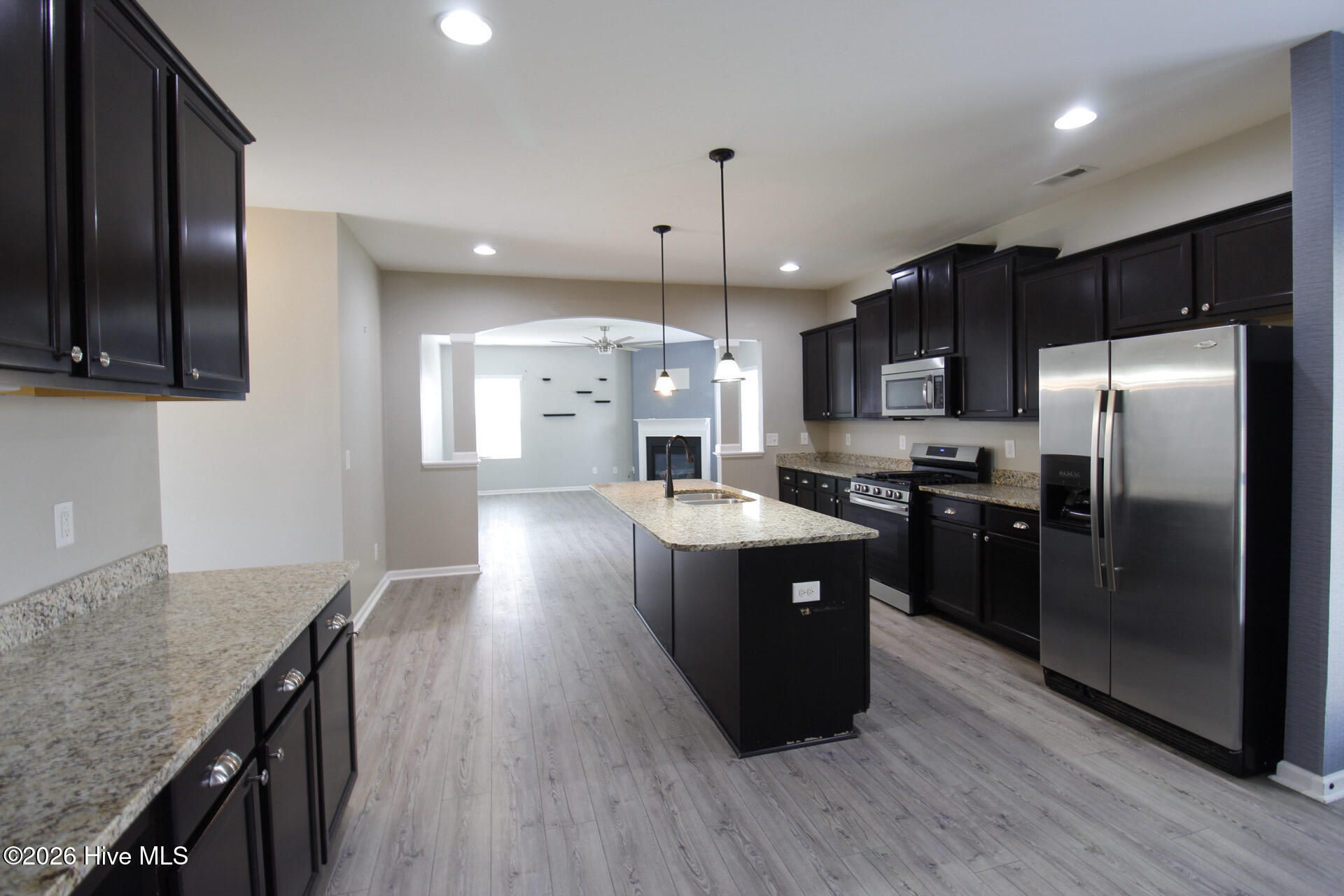 100558904 | Photo 10