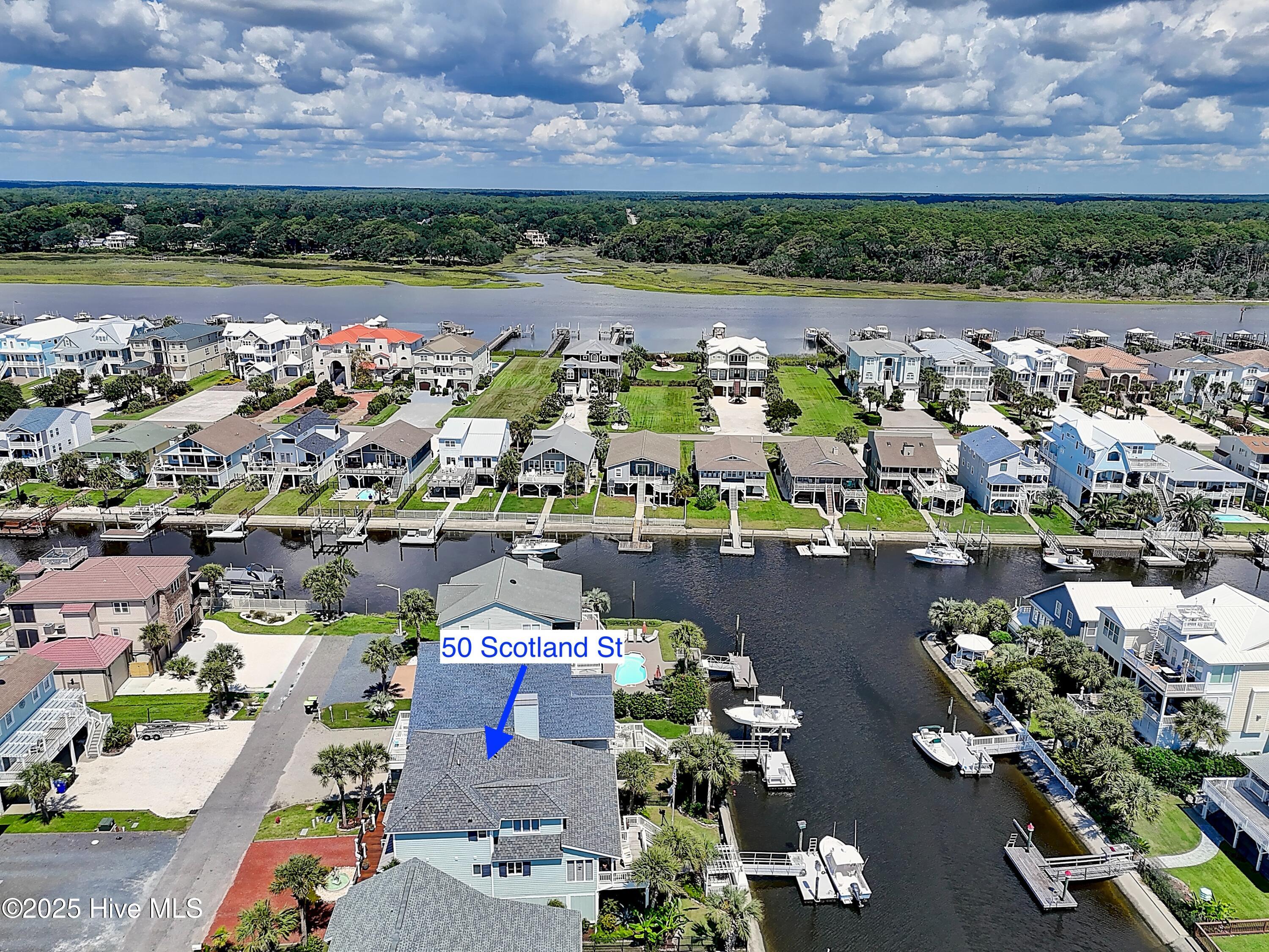 100527373 | Photo 70