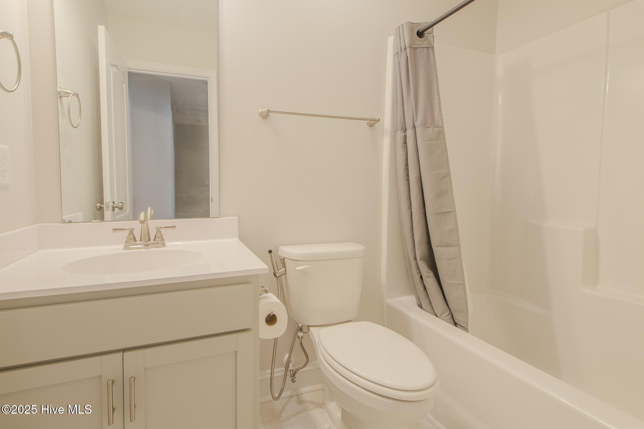 100543314 | Photo 25