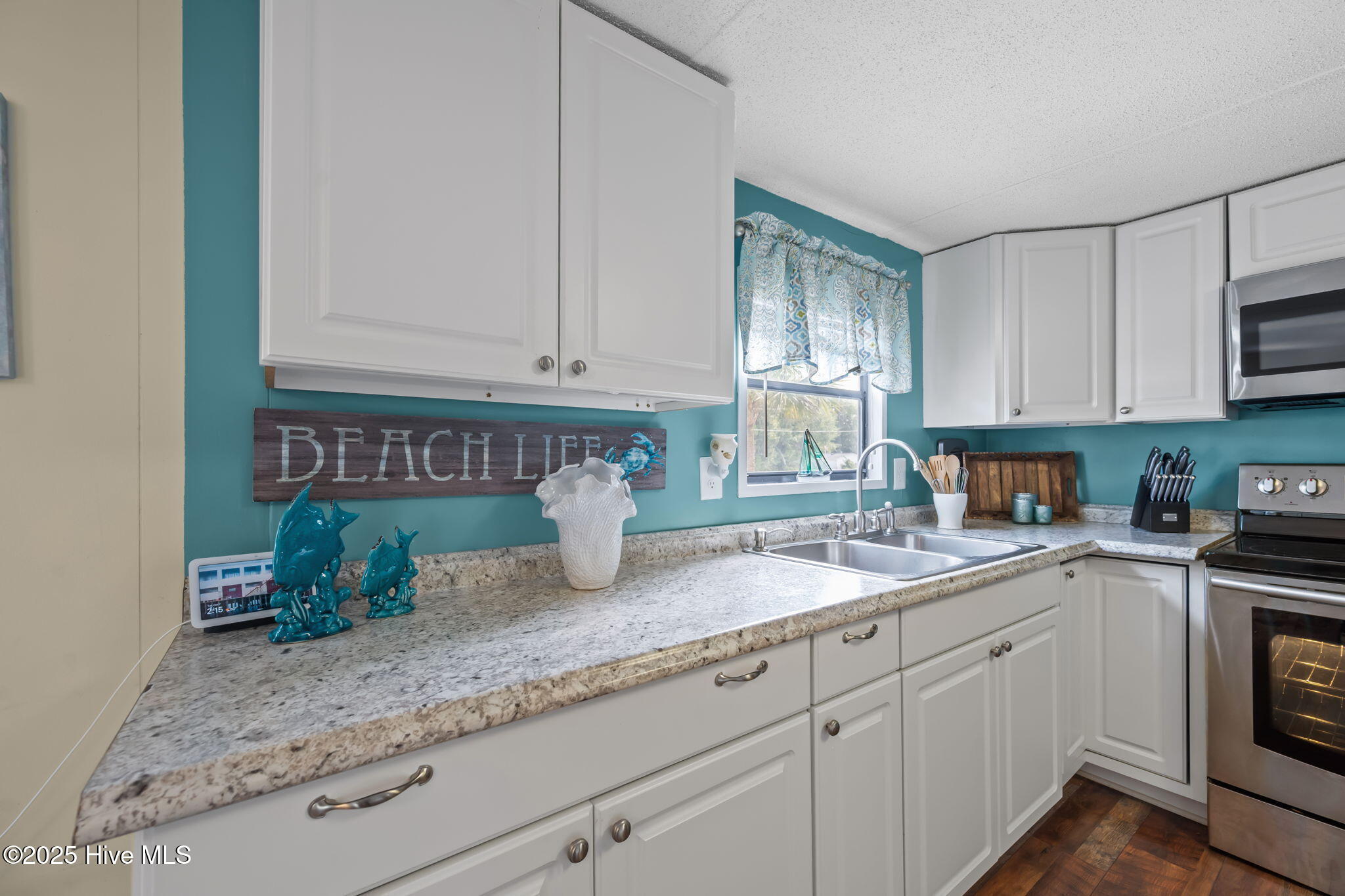 100535152 | Photo 22