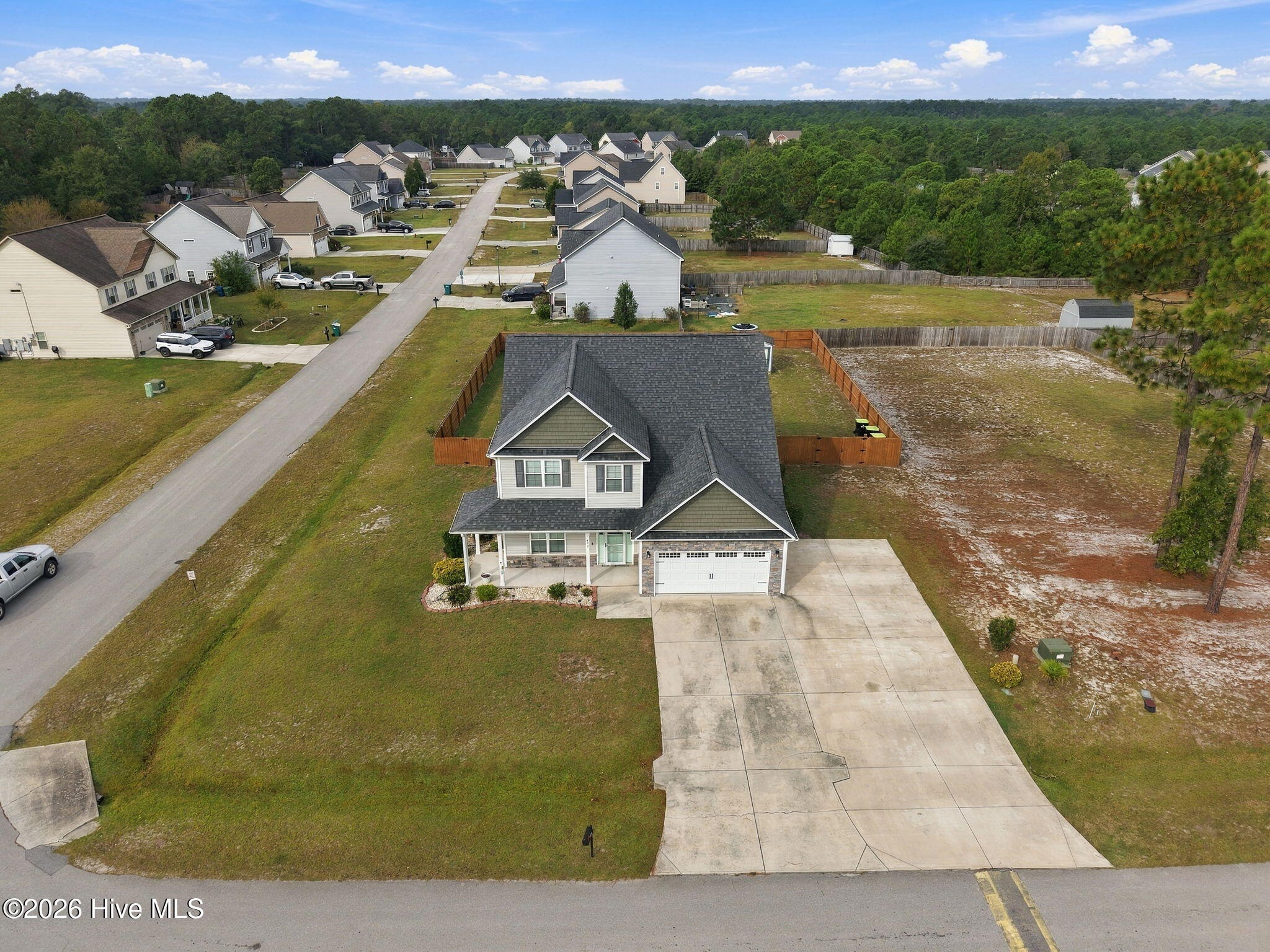 402 Kinroff Drive,Hubert