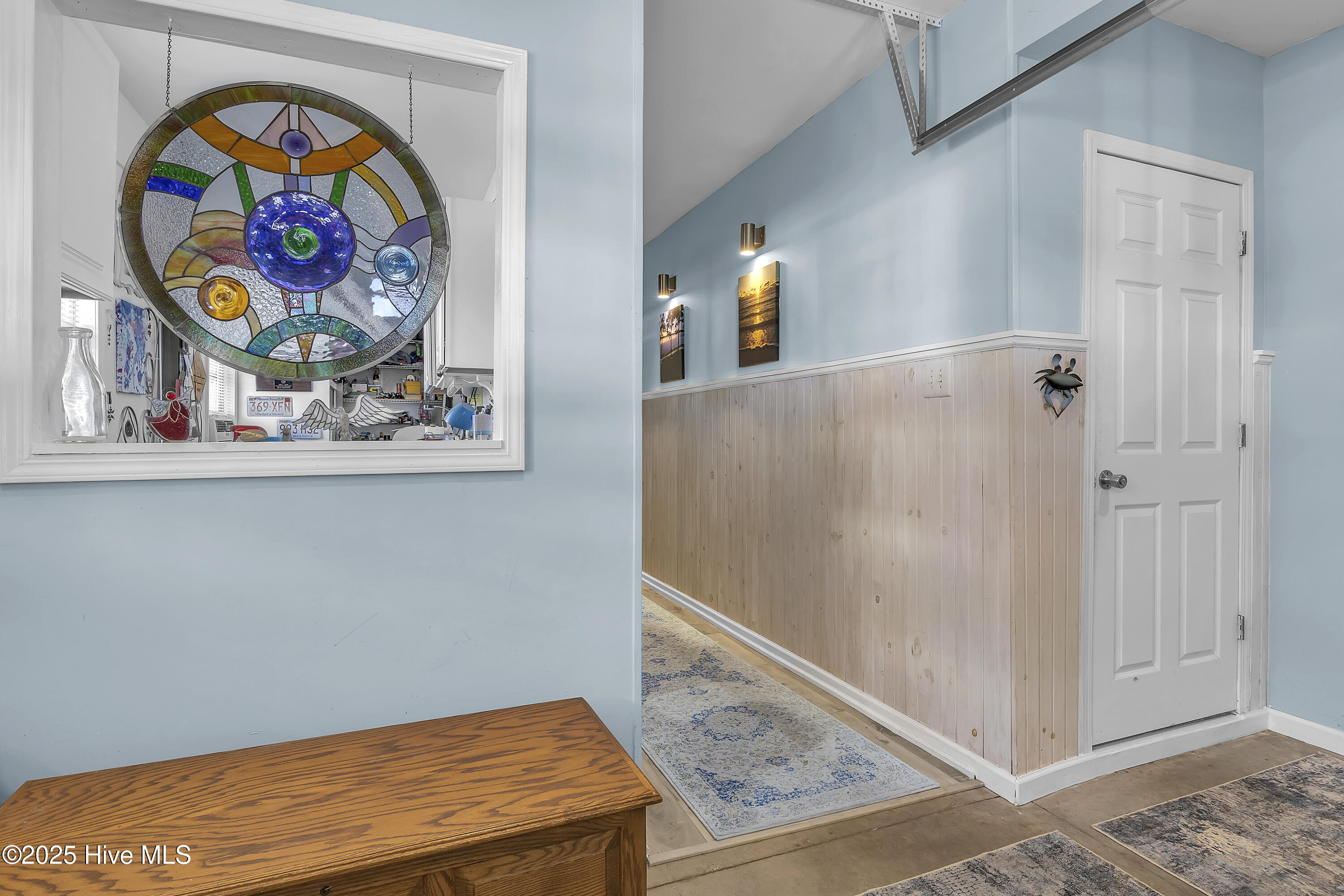 100529504 | Photo 33