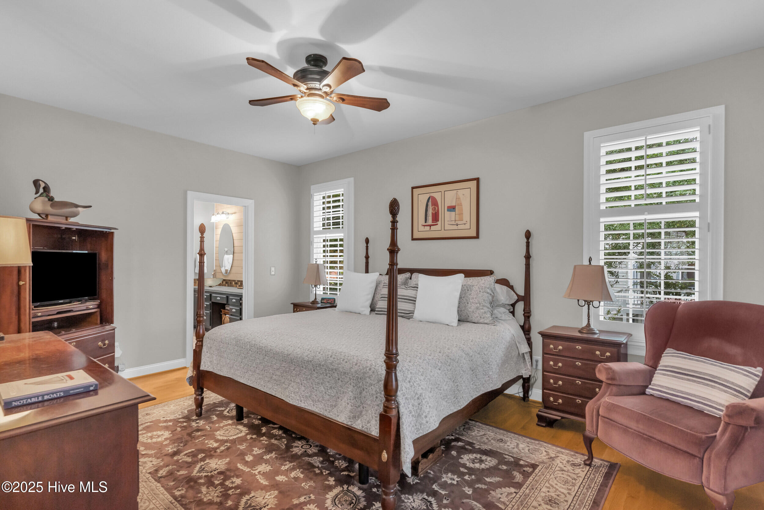 100537749 | Photo 21