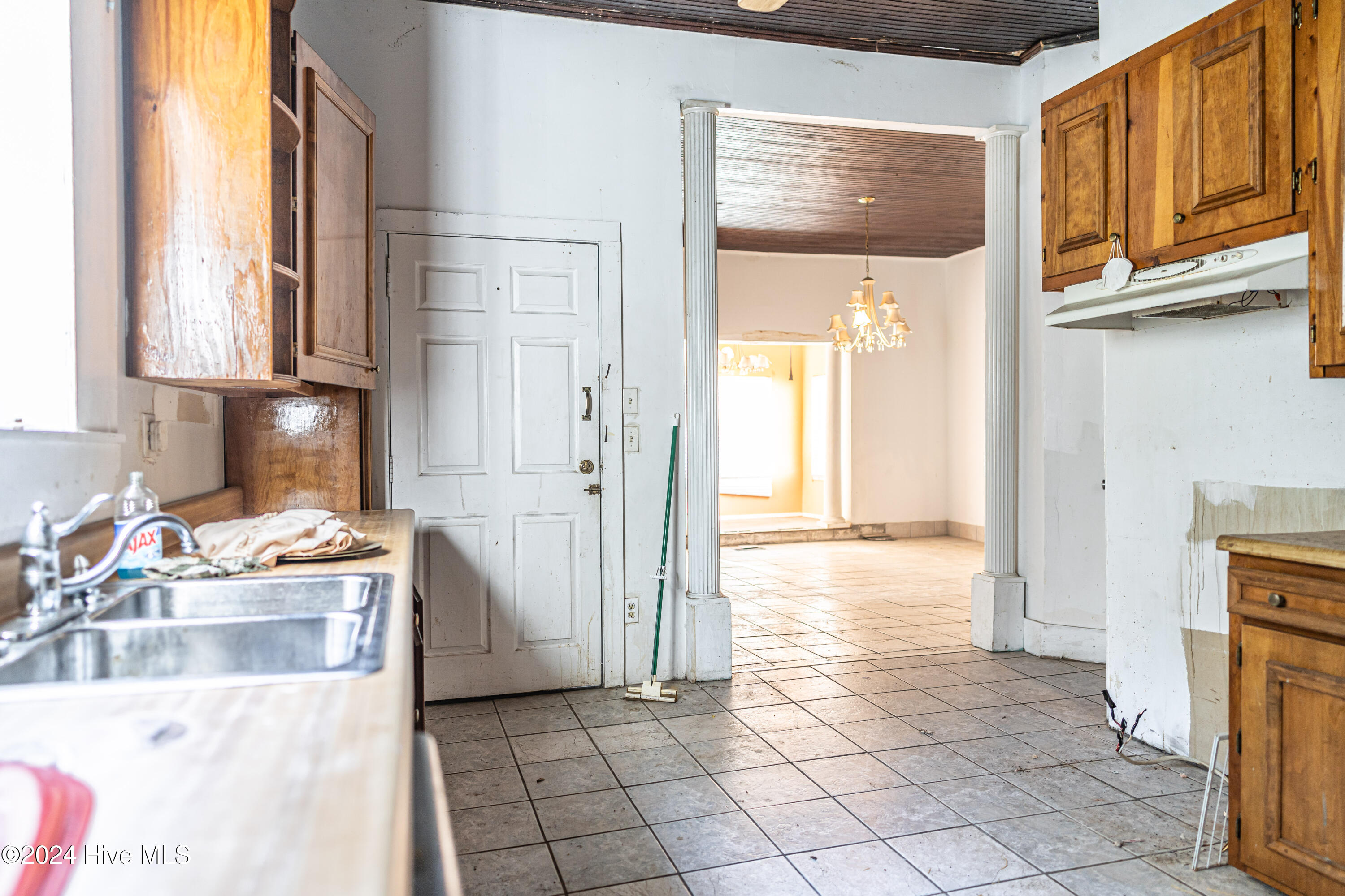 801 Monroe Street, Carthage, NC, 28327