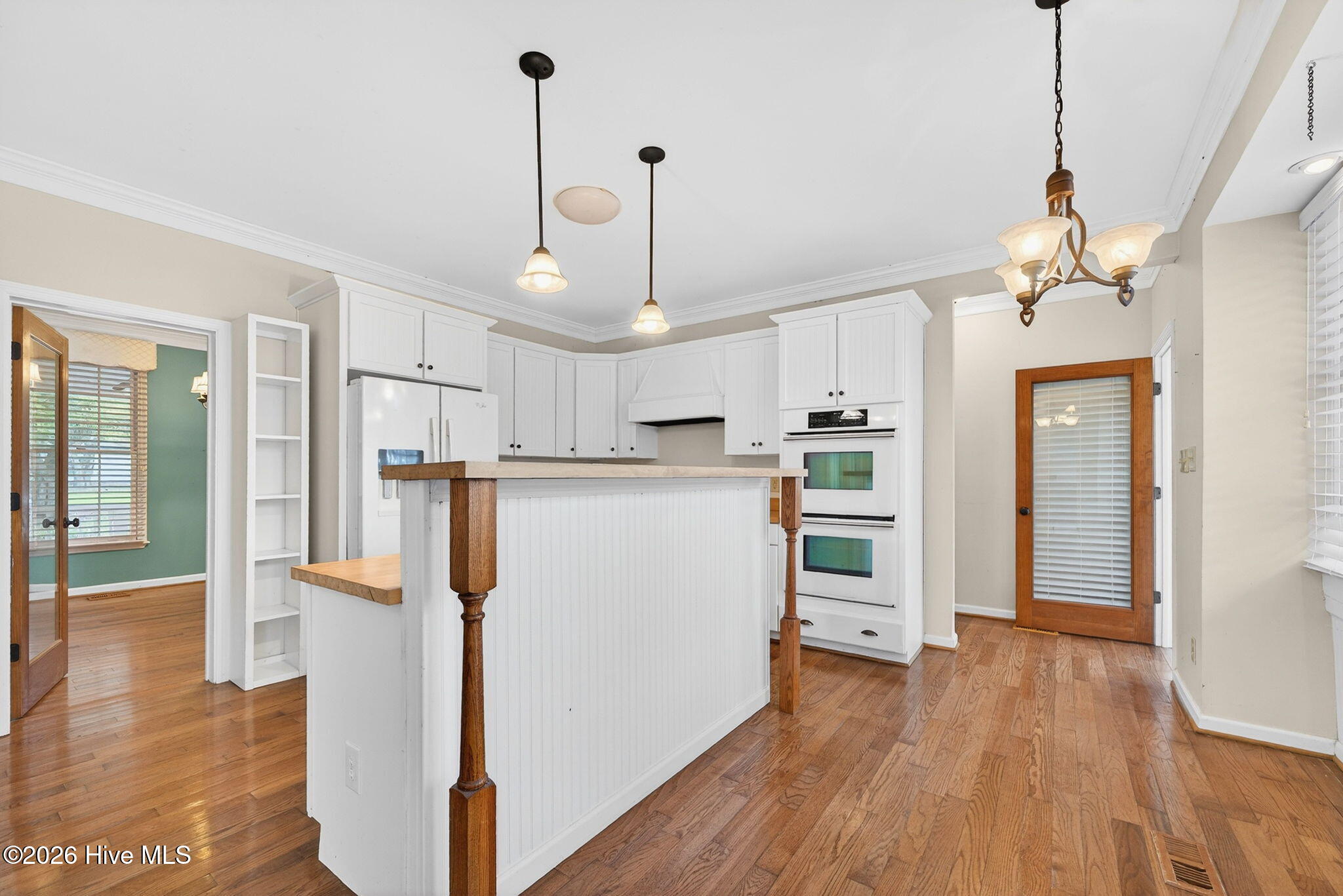 100559541 | Photo 19