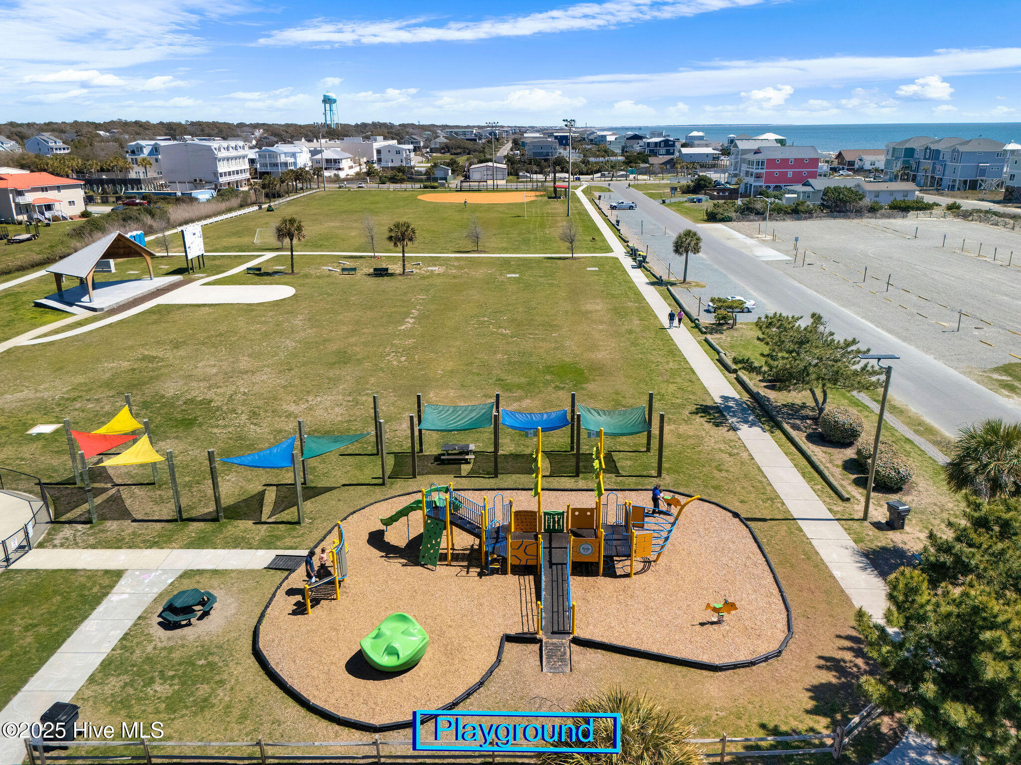 100526729 | Photo 99