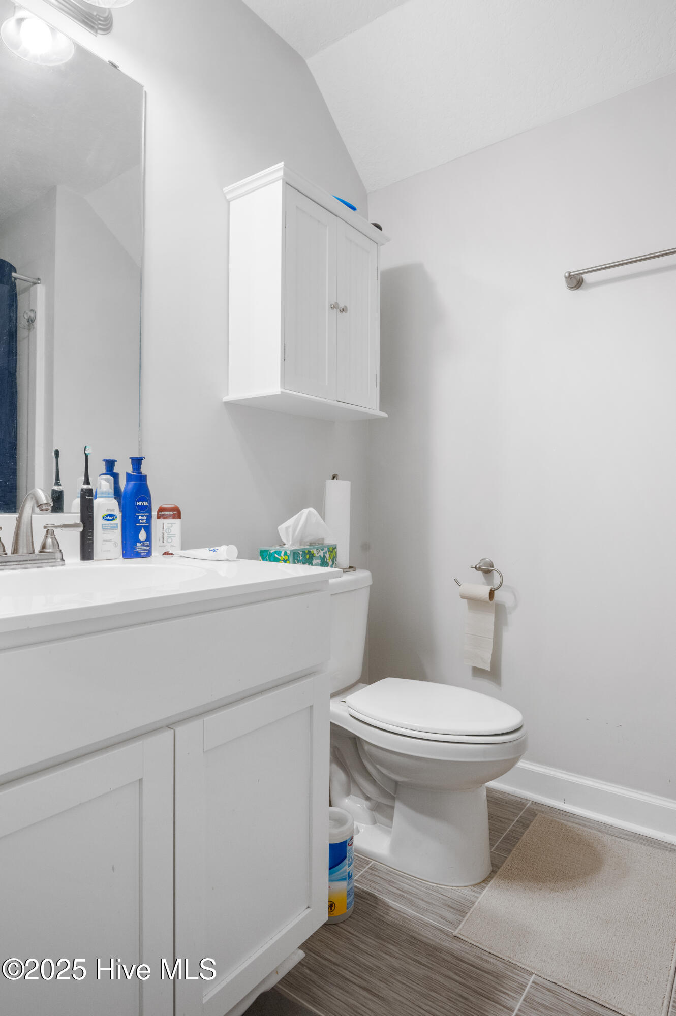 100527902 | Photo 39