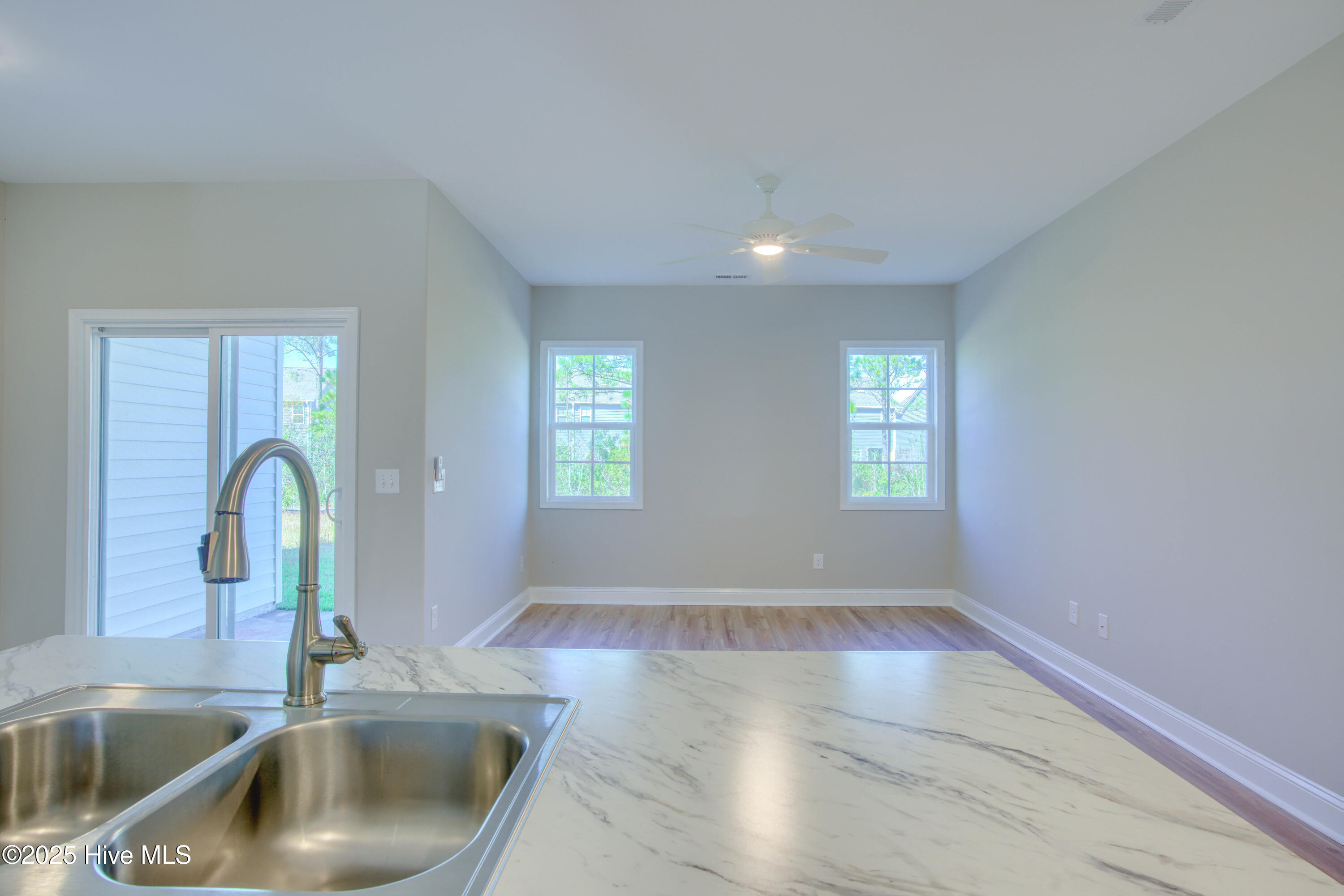 100495056 | Photo 10