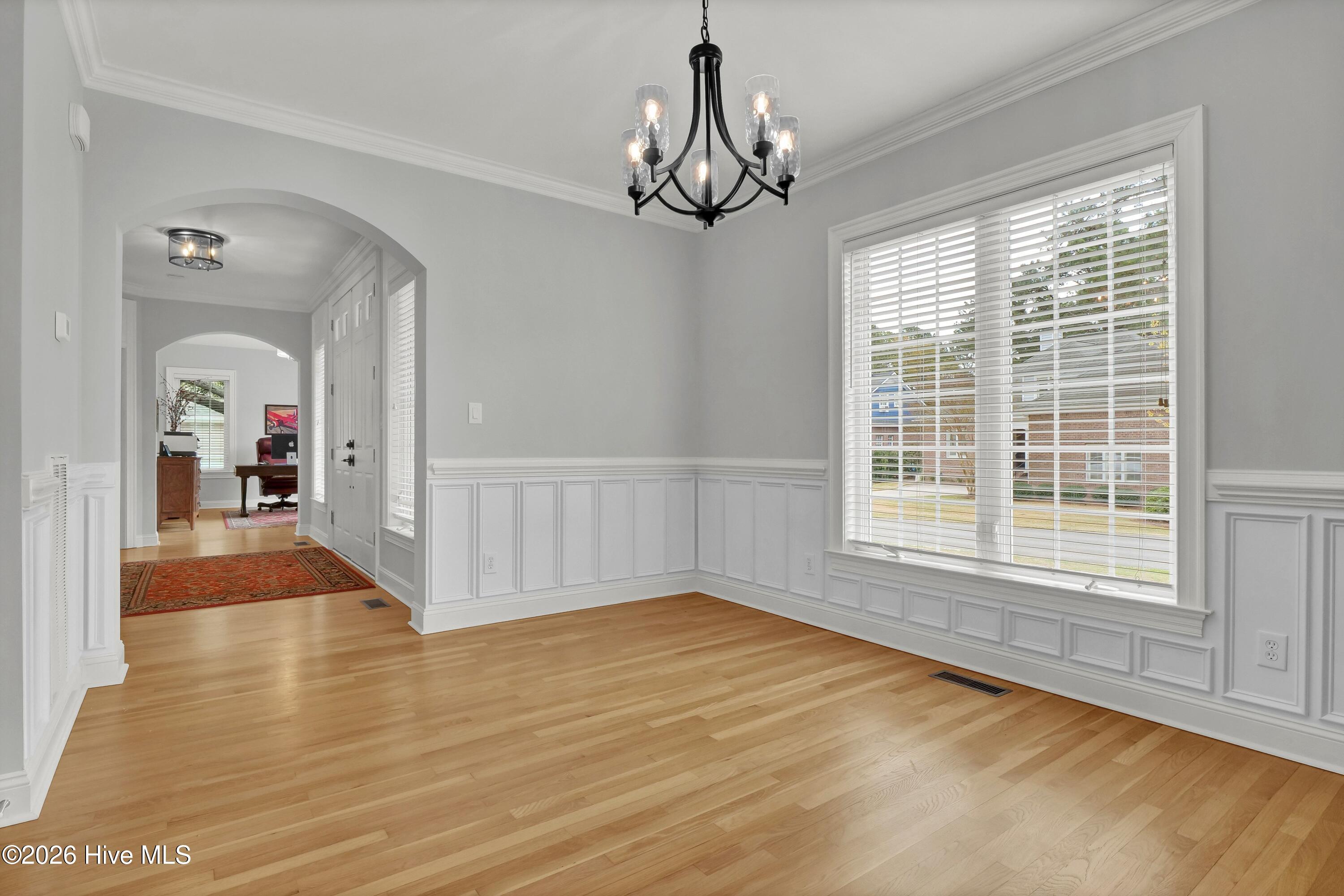 100563212 | Photo 10