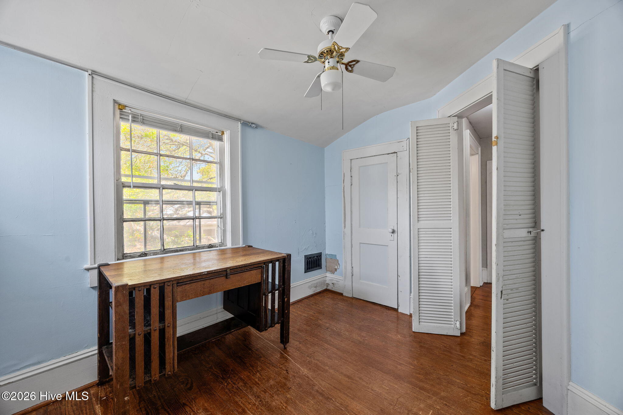 2812 Evans Street, Morehead City, NC, 28557