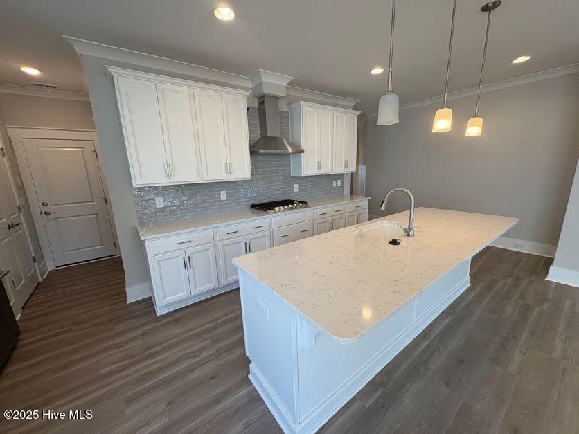 100519716 | Photo 15