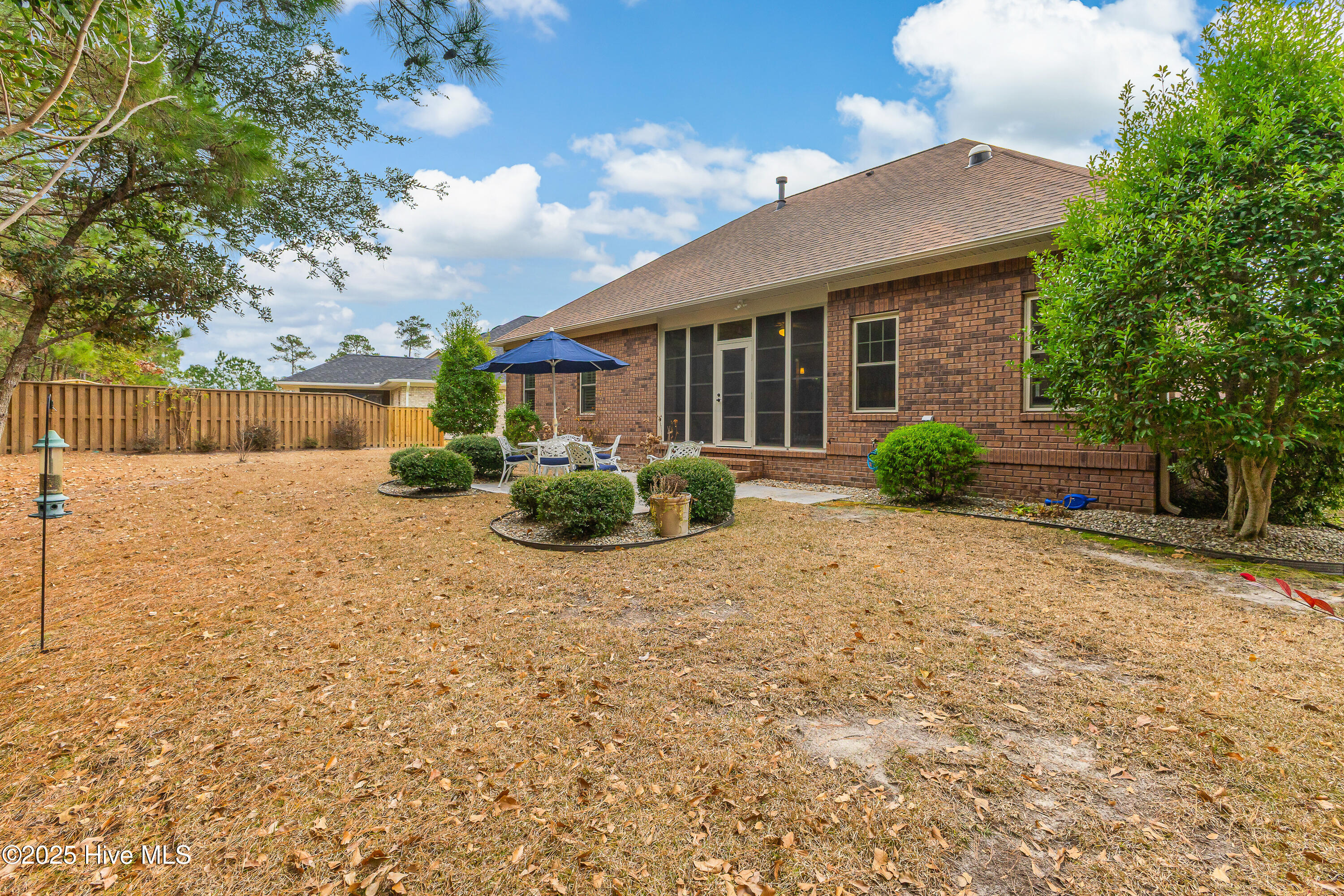 100546218 | Photo 46