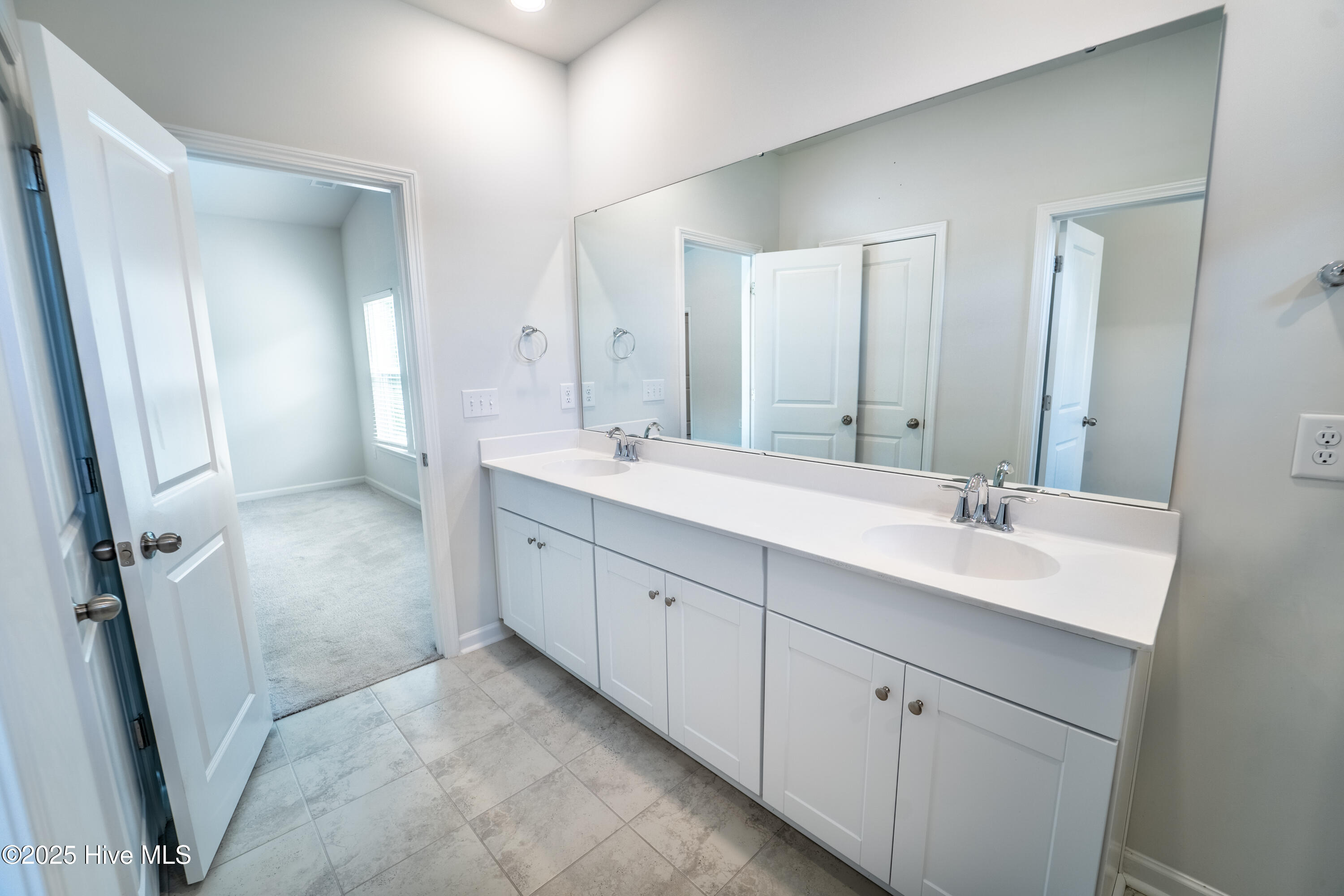 100515314 | Photo 19