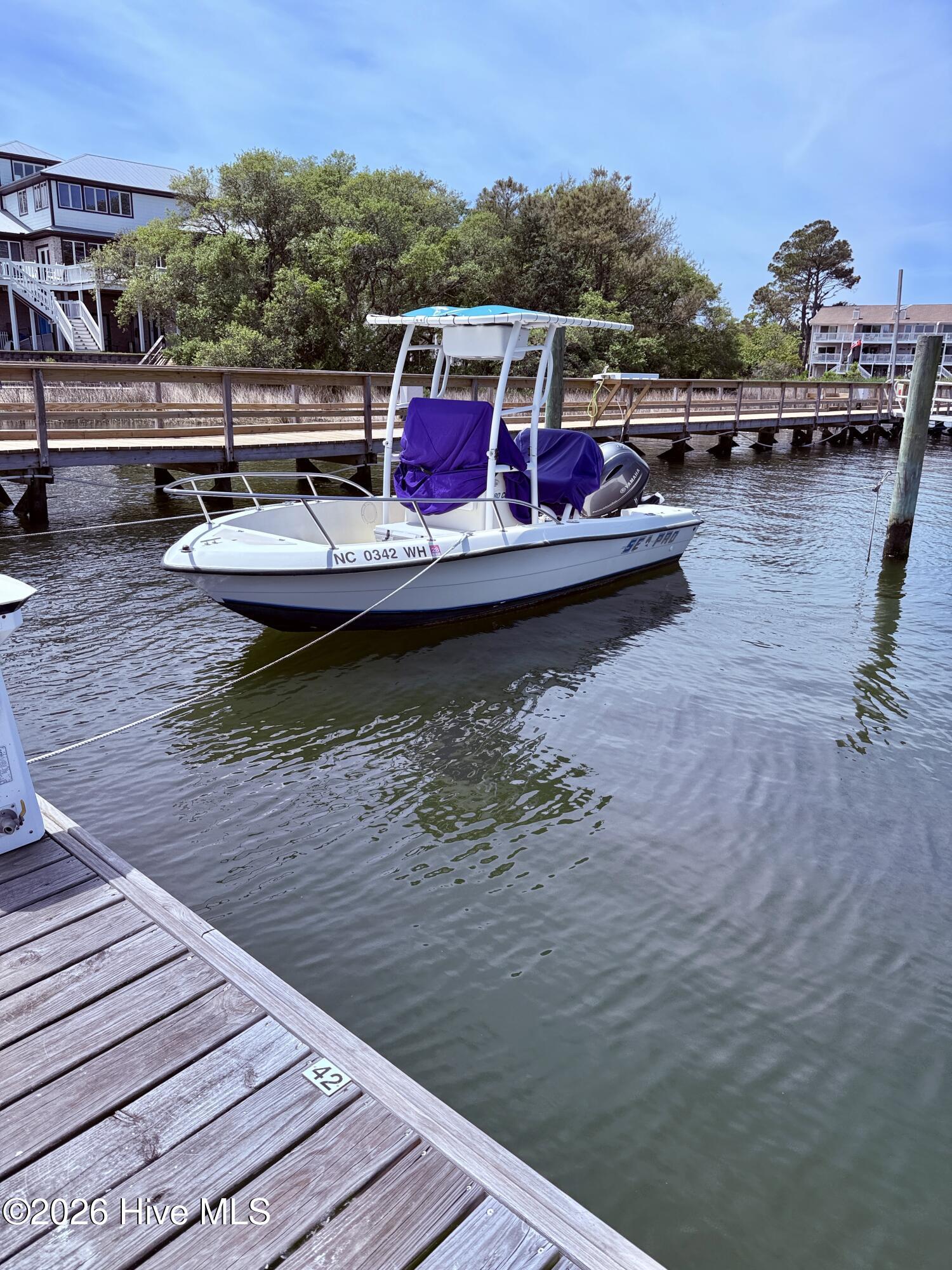 100570413 | Photo 39