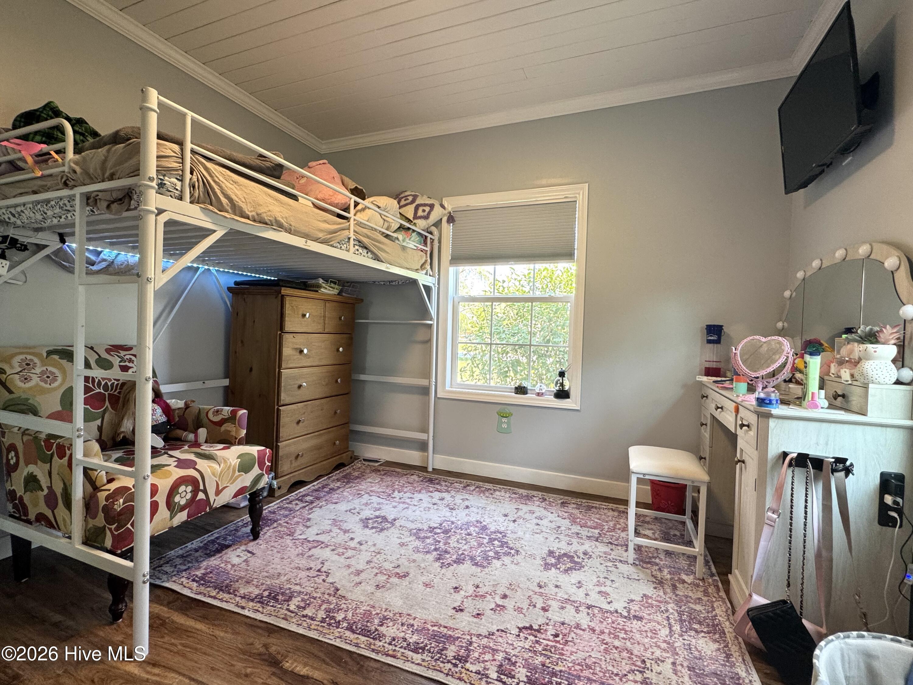 100562445 | Photo 19