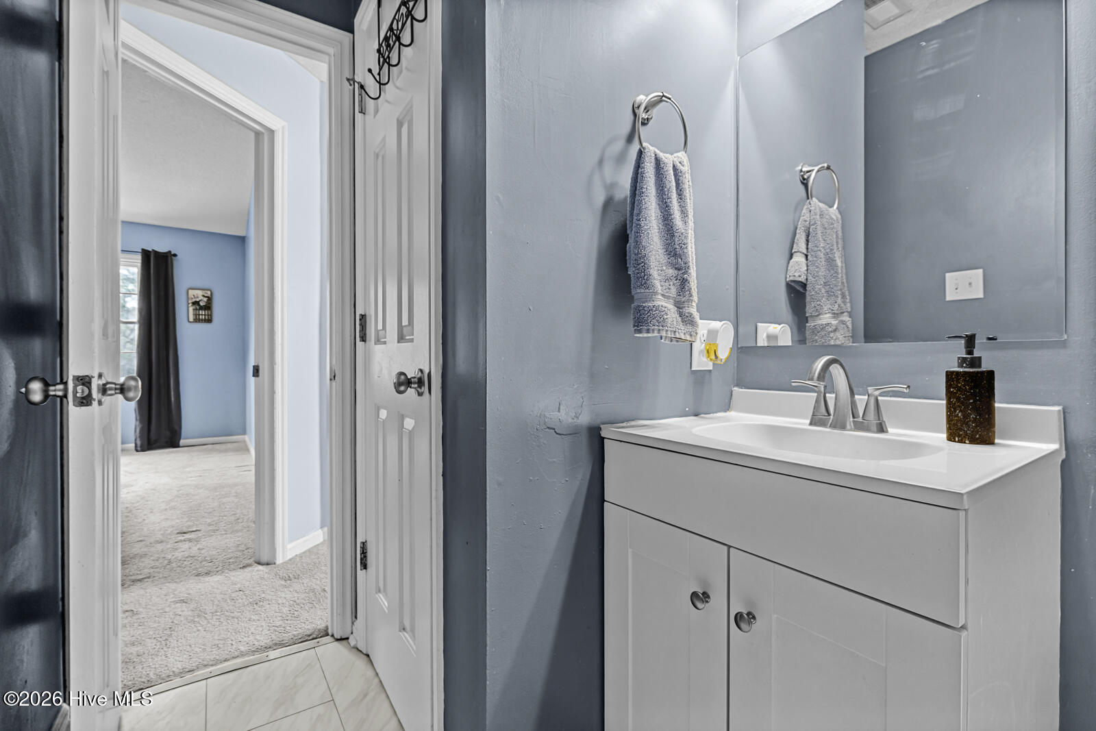 100555816 | Photo 18