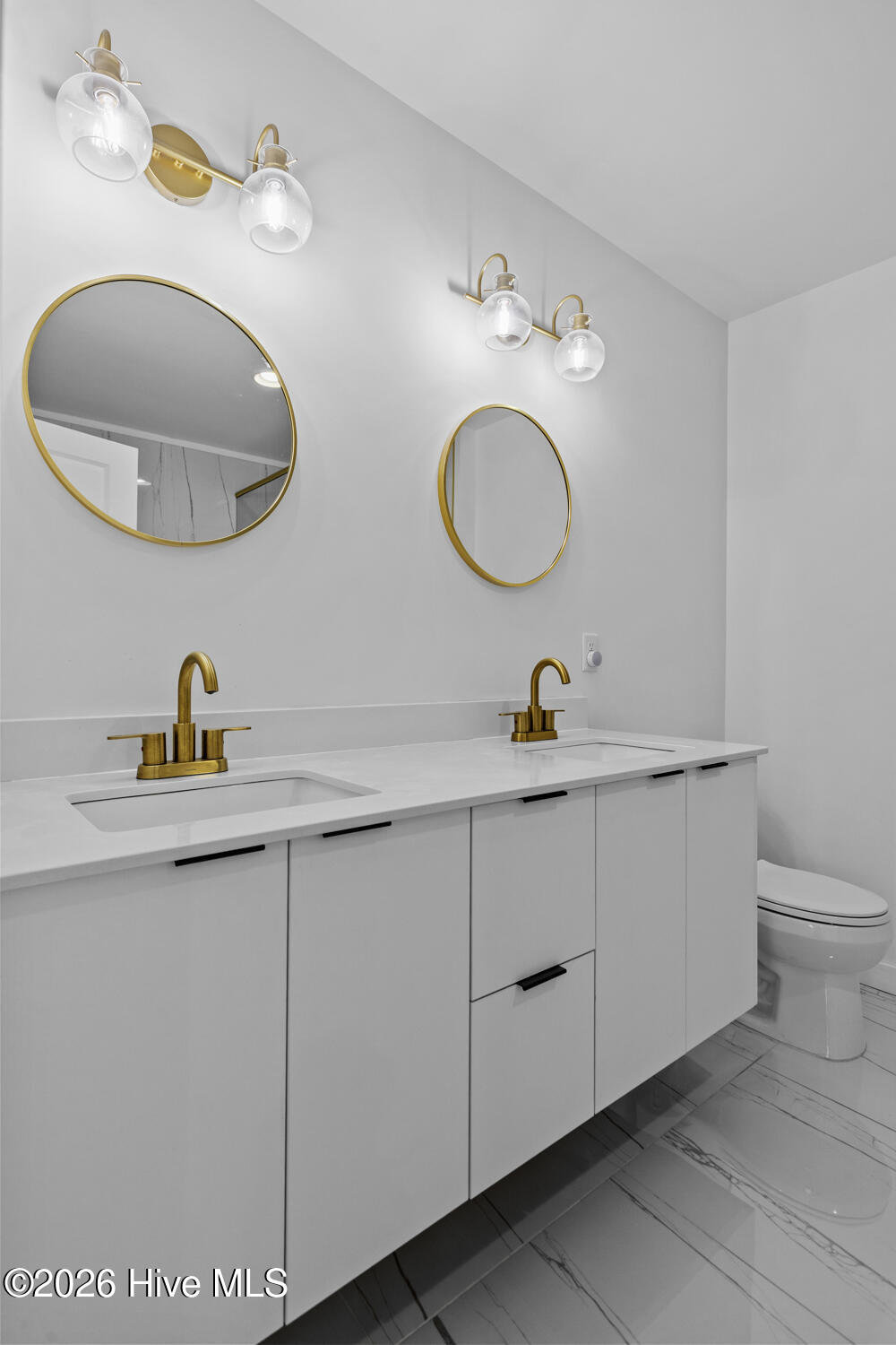 100550800 | Photo 20