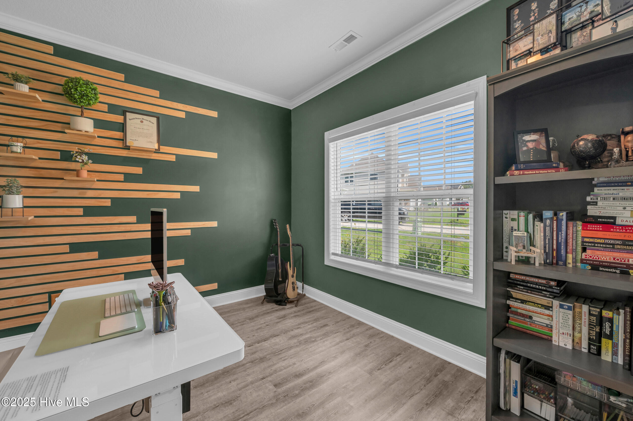 100522900 | Photo 17