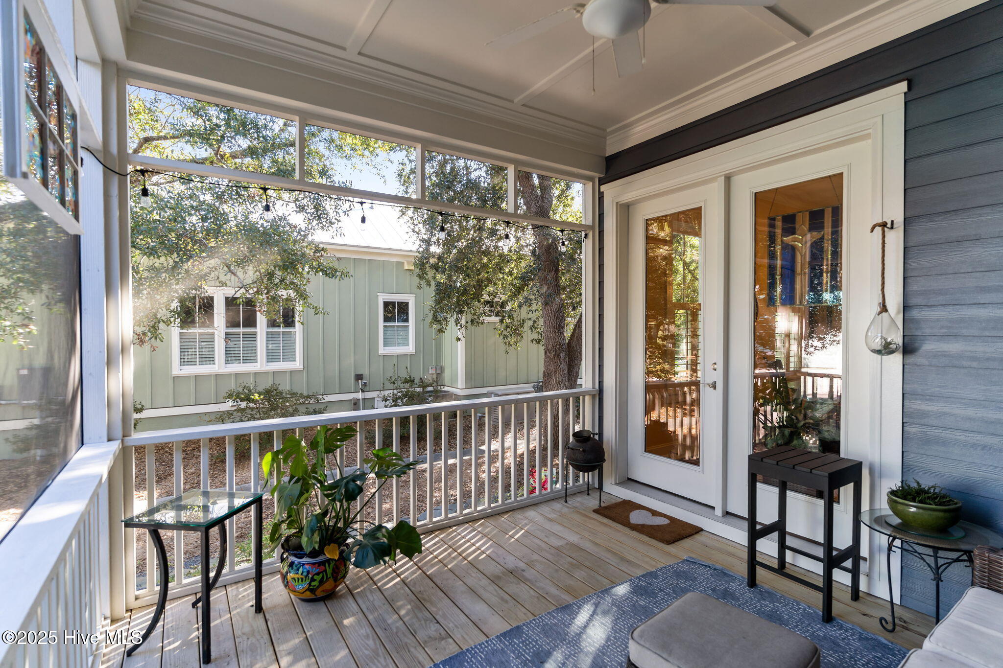 100511633 | Photo 26