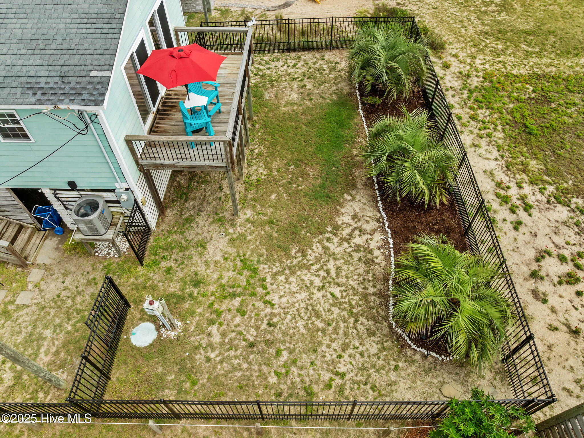 100525706 | Photo 46